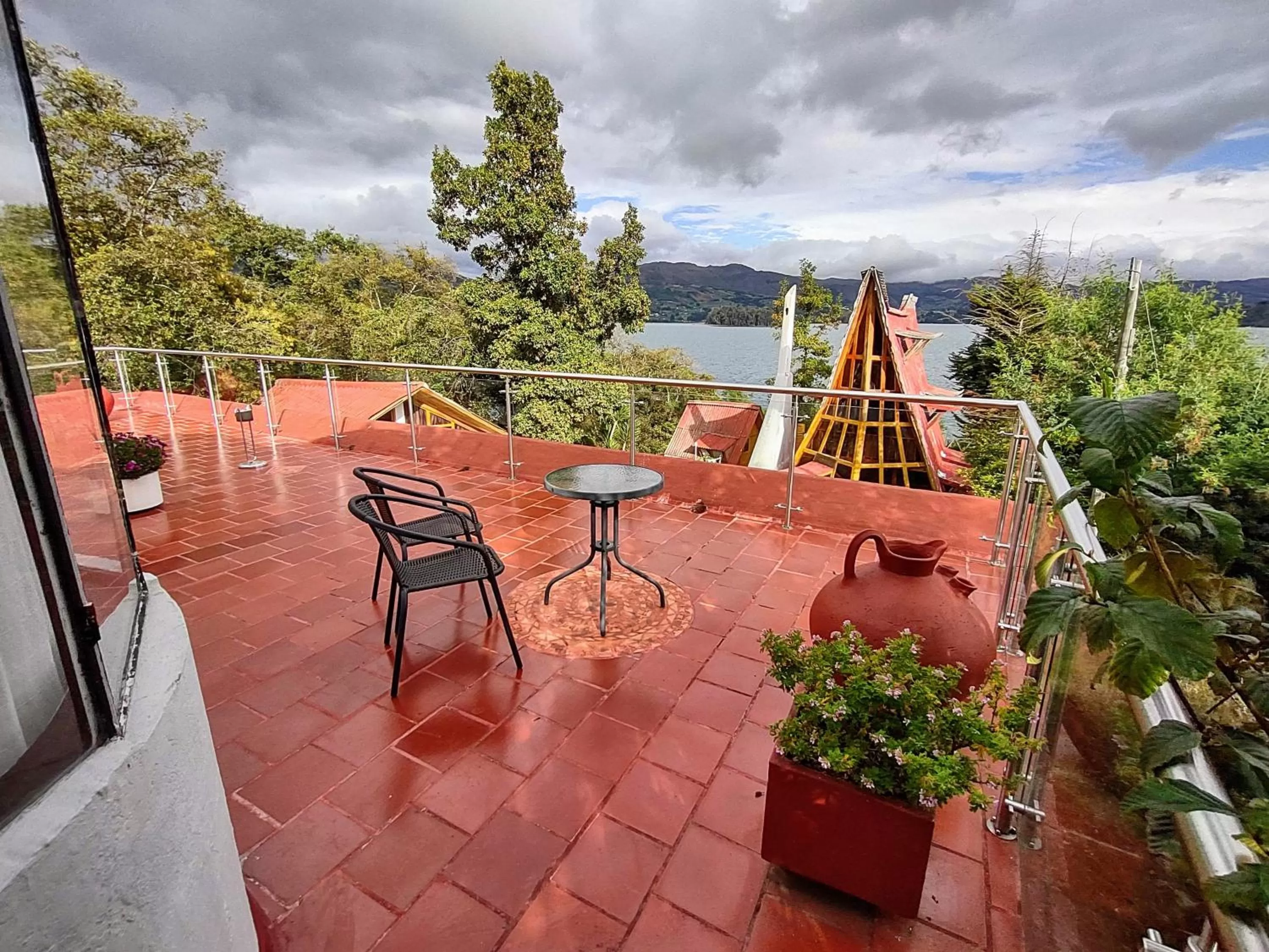 Balcony/Terrace in Refugio Génesis habitaciones Lago de Tota