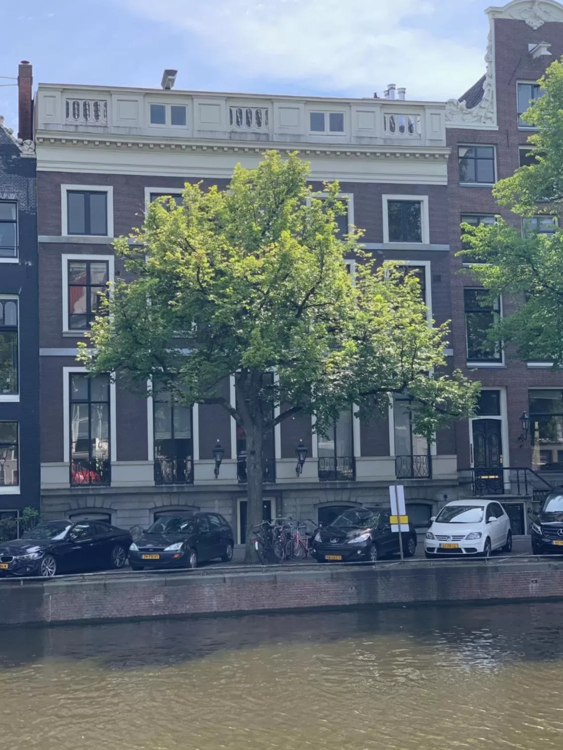 Property Building in Empire suites garden view