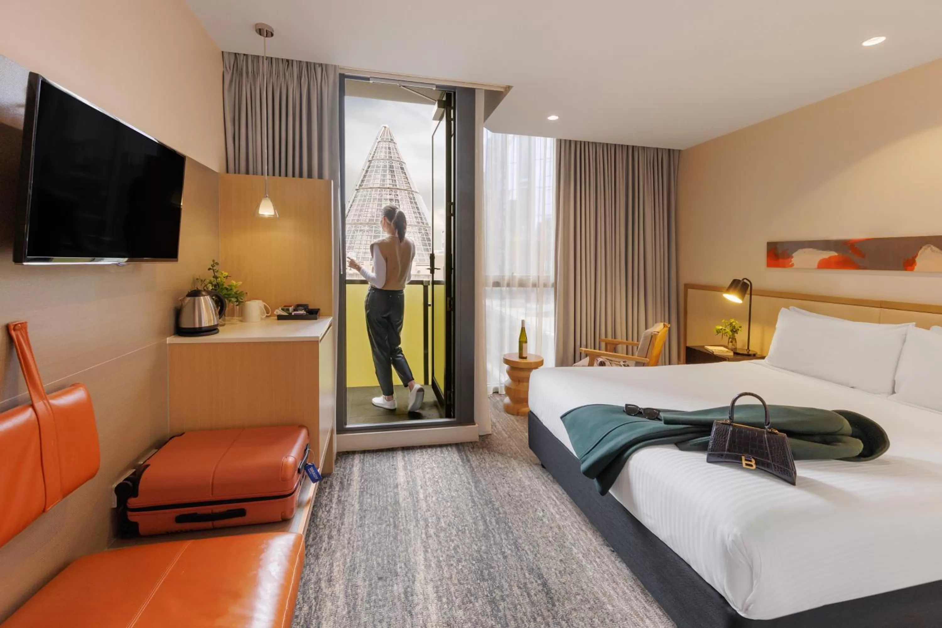 Bed in Brady Hotels Central Melbourne