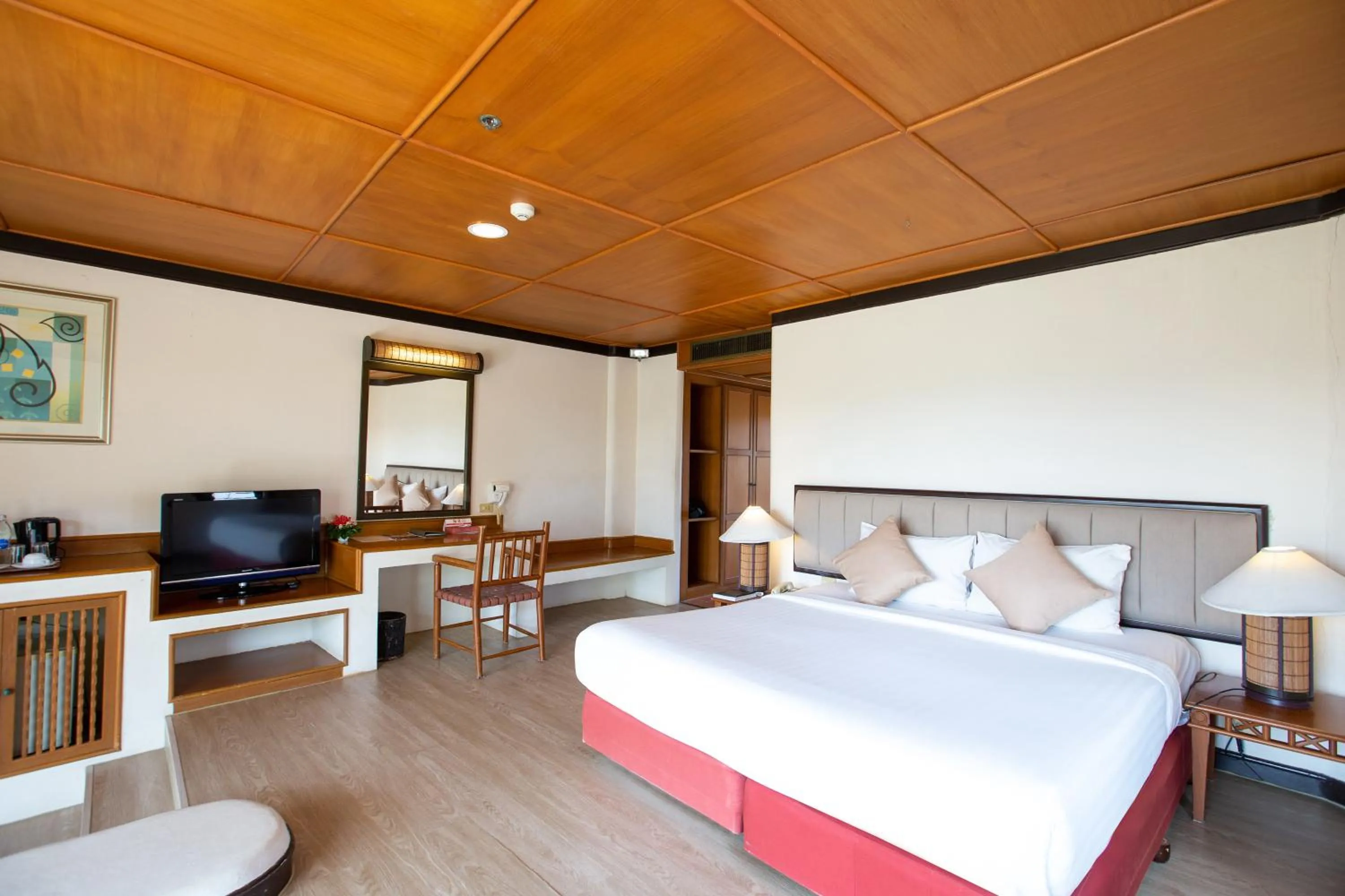 Bed in Imperial Phukaew Hill Resort