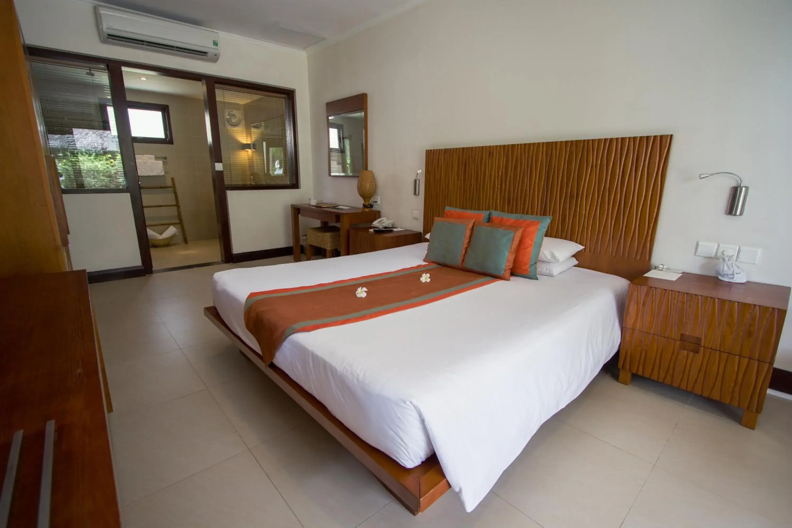 Bungalow with Terrace and Garden View in Blue Ocean Resort Bungalow with Terrace and Garden View in Blue Ocean Resort