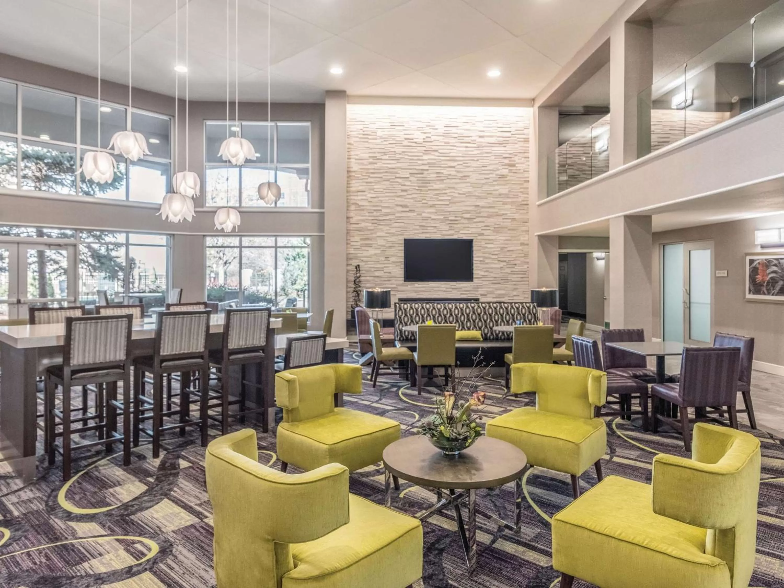 Lobby or reception in La Quinta by Wyndham Denver Tech Center