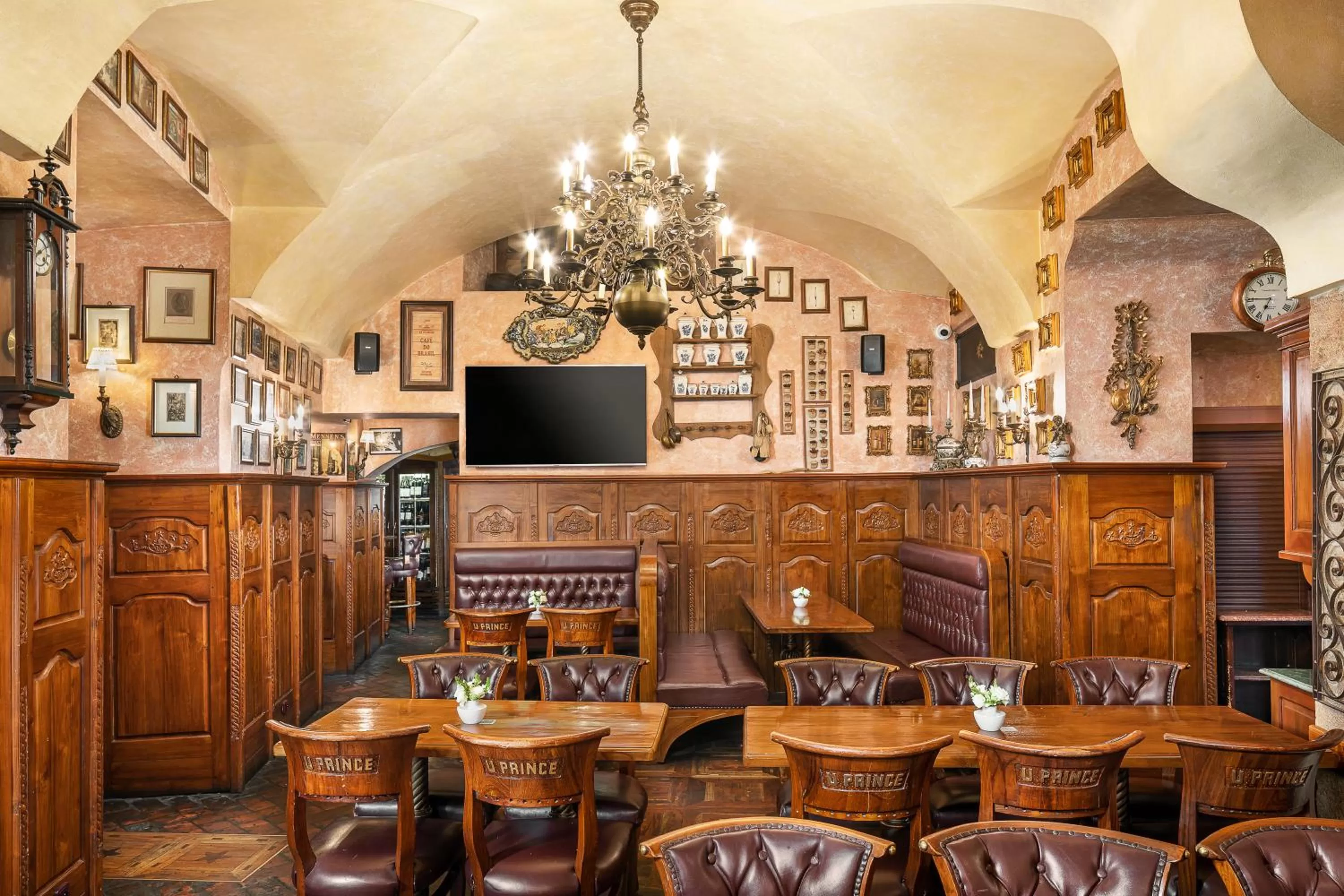 Restaurant/places to eat in Hotel U Prince Prague by BHG