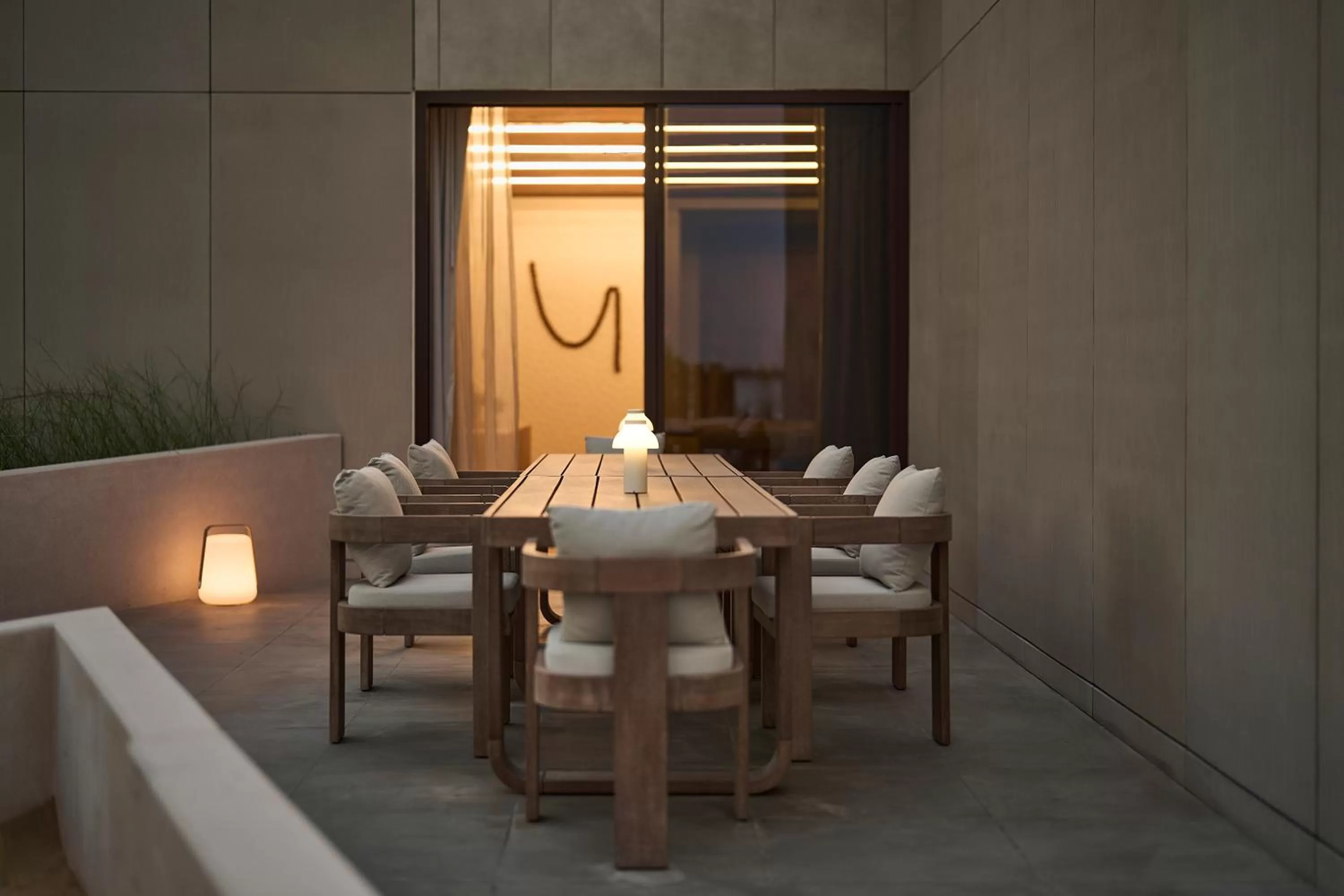 Dining area in ERTH Abu Dhabi Hotel