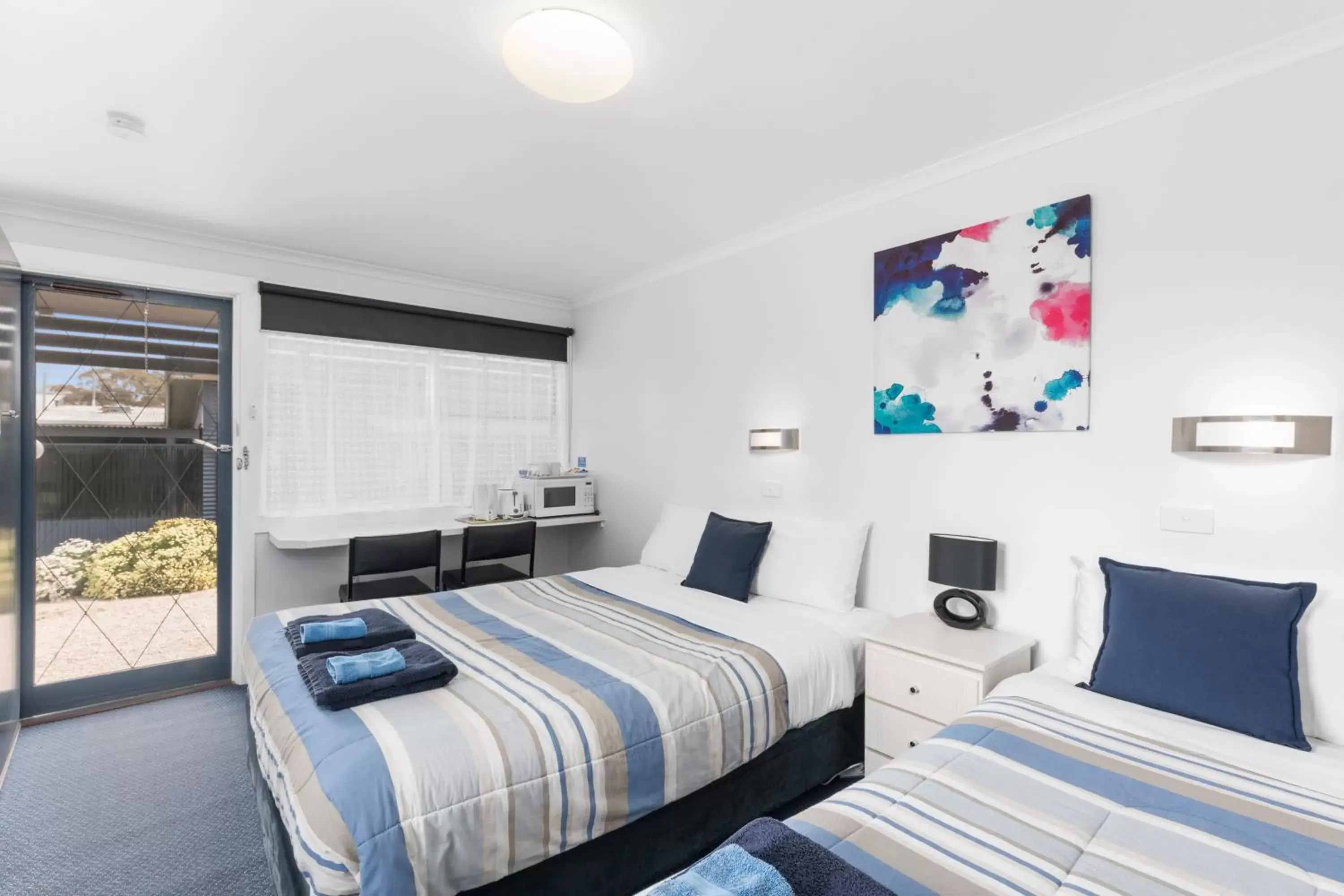 Triple Room - single occupancy in Wattle Grove Motel Maryborough Triple Room - single occupancy in Wattle Grove Motel Maryborough
