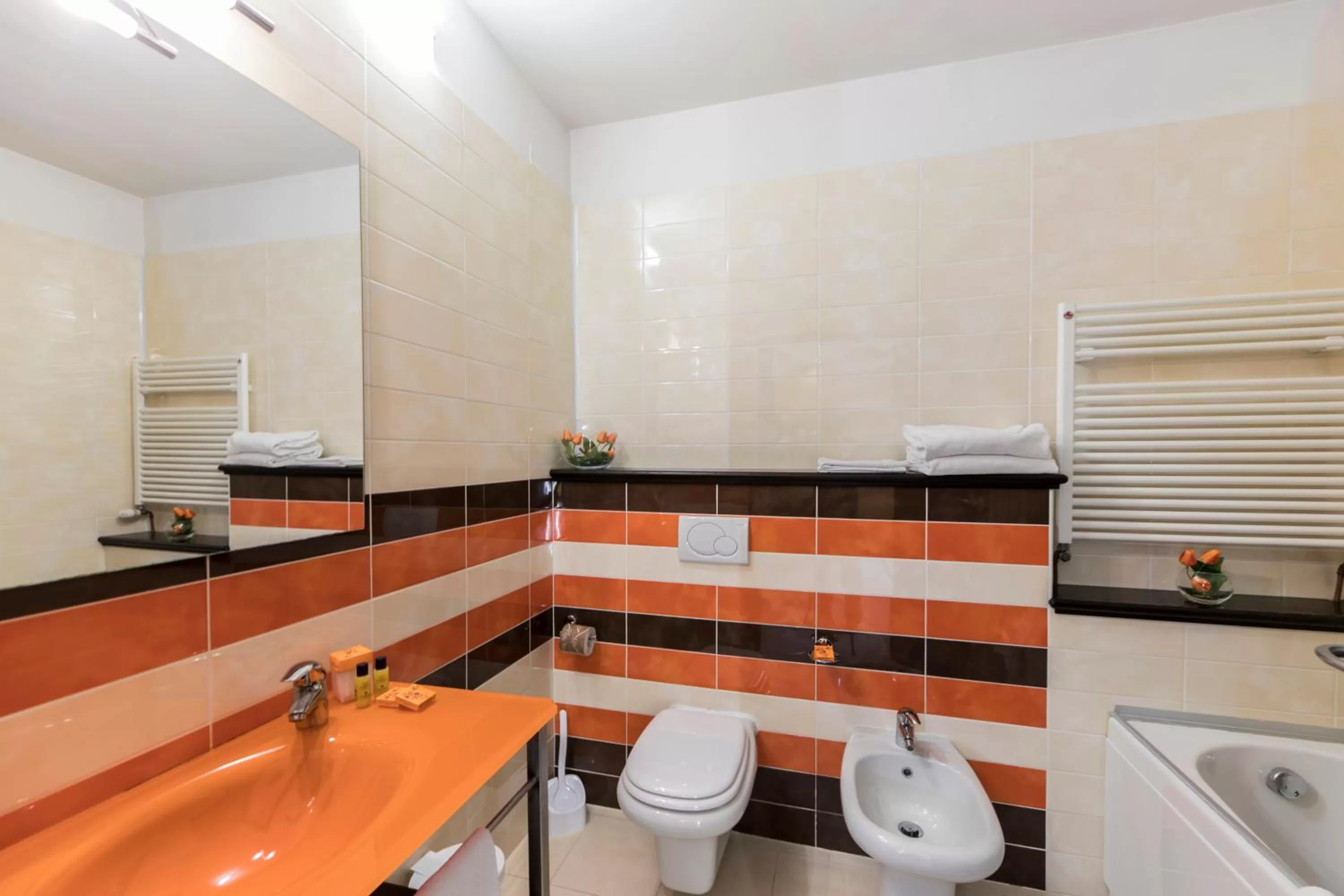 Bathroom in Hotel Donatello Imola