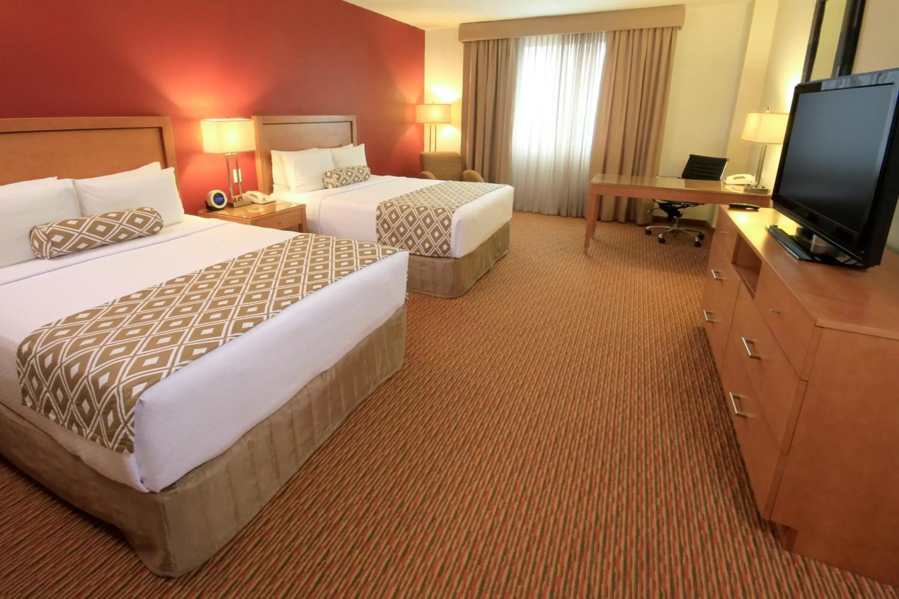 Standard Queen Room with Two Queen Beds in Crowne Plaza Monterrey Aeropuerto, an IHG Hotel Standard Queen Room with Two Queen Beds in Crowne Plaza Monterrey Aeropuerto, an IHG Hotel