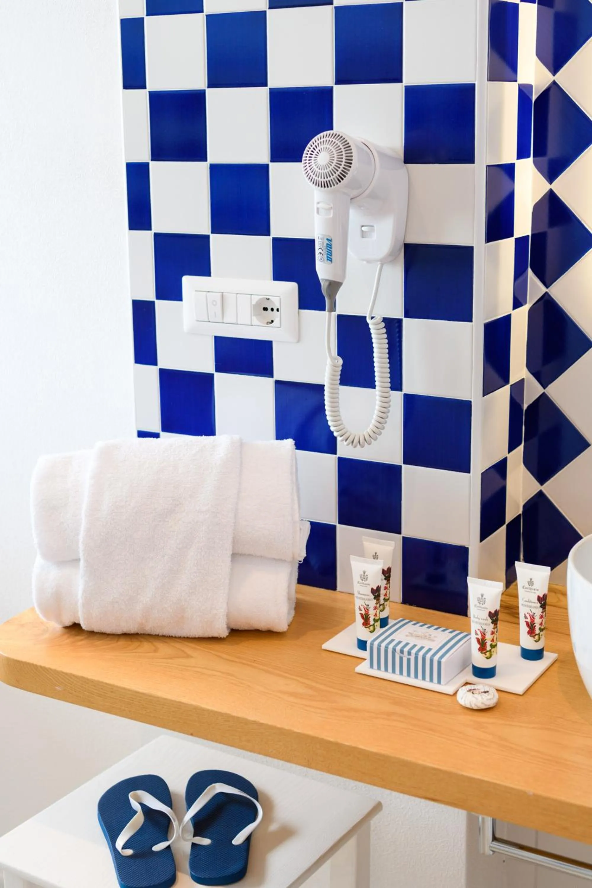 Bathroom in Grand Hotel Tritone