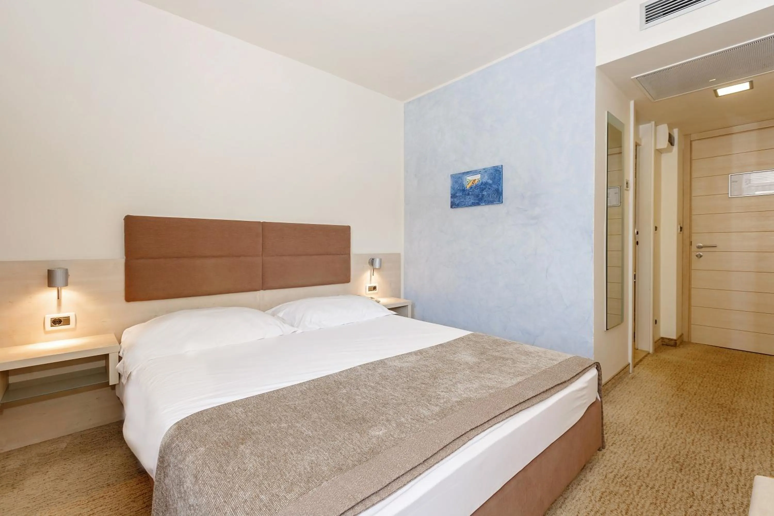 Bedroom, Bed in Hotel Mediteran Plava Laguna