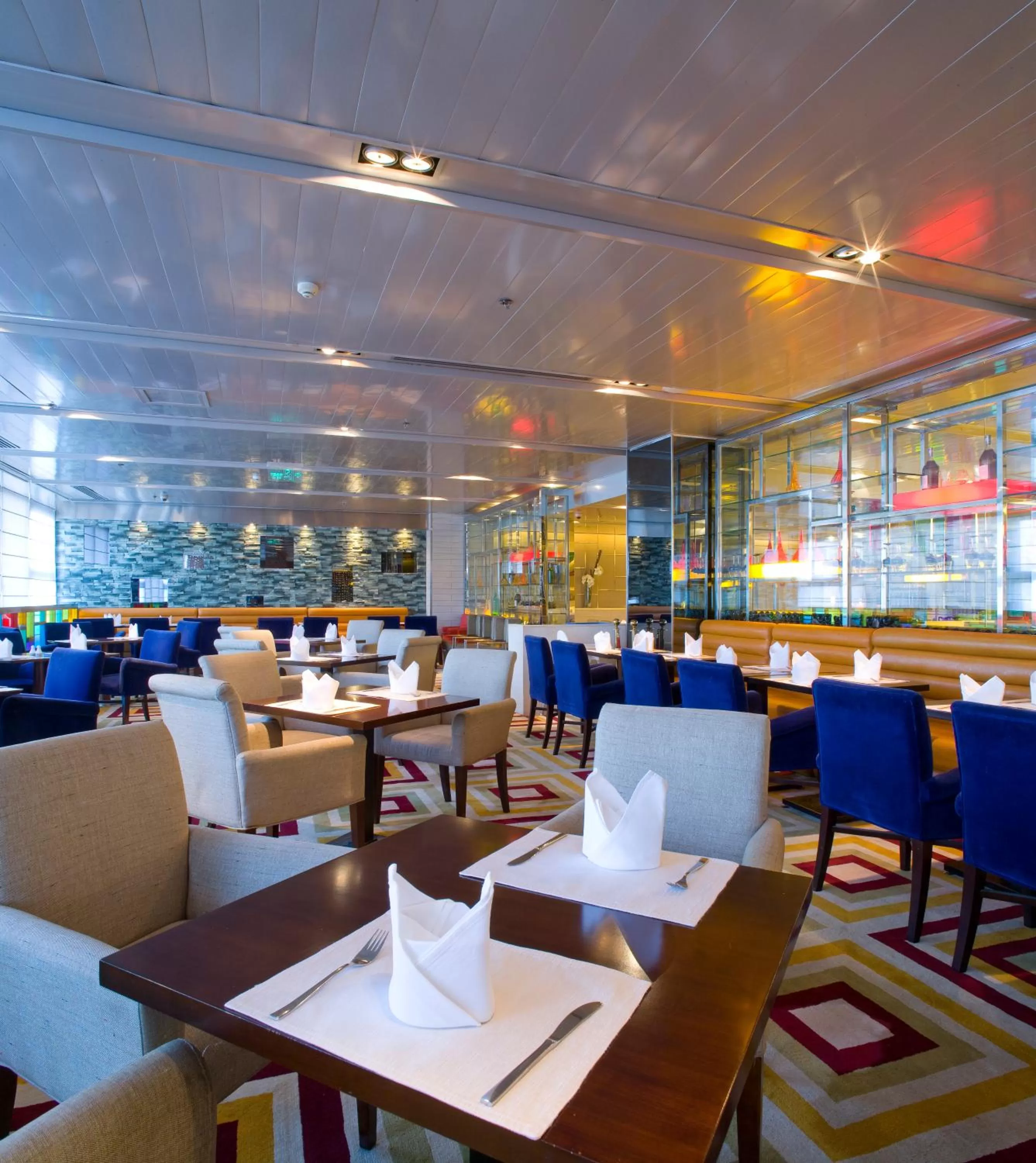 Restaurant/places to eat in Grand Mercure Beijing Central