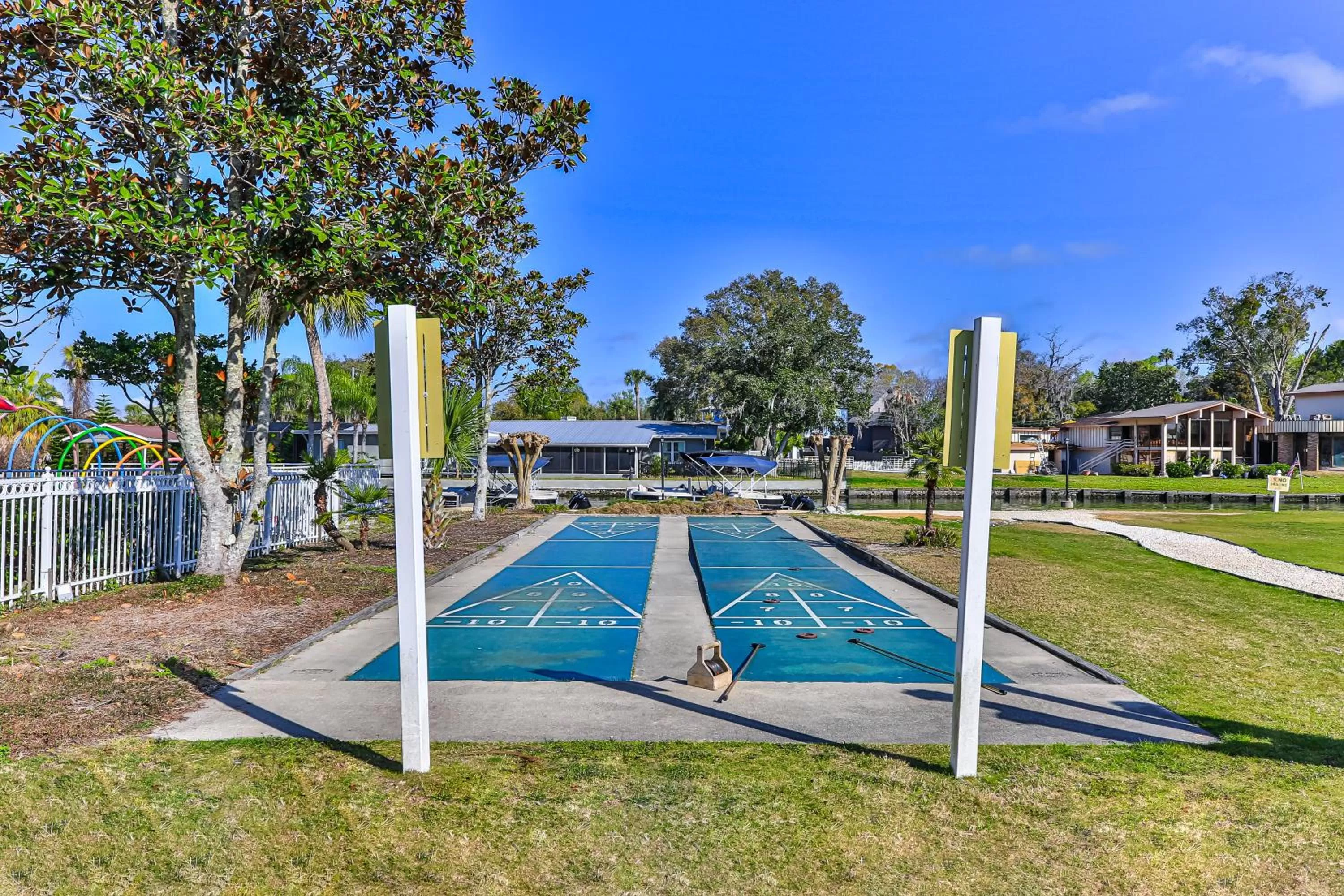 Day in Plantation Resort on Crystal River, Ascend Hotel Collection