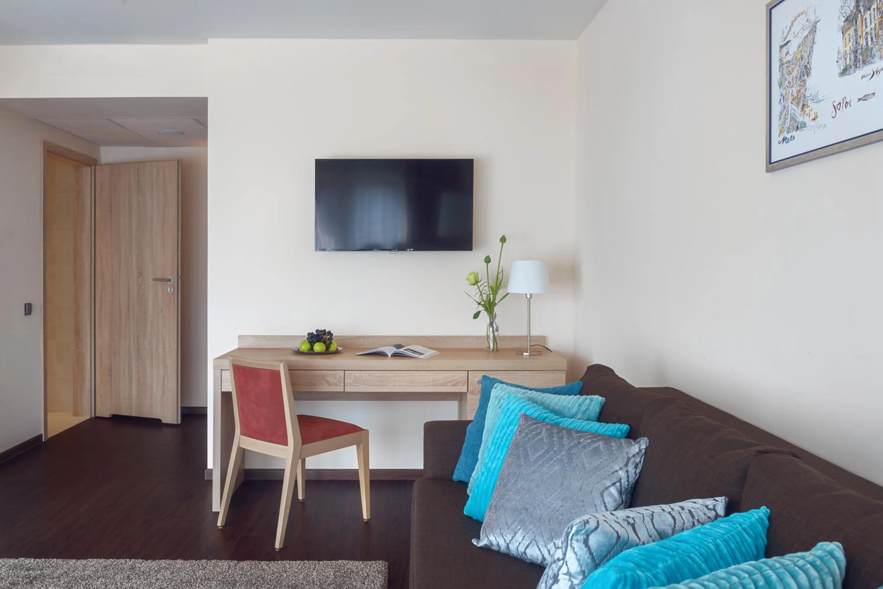 Seating area, TV/Entertainment Center in Hotel Molo