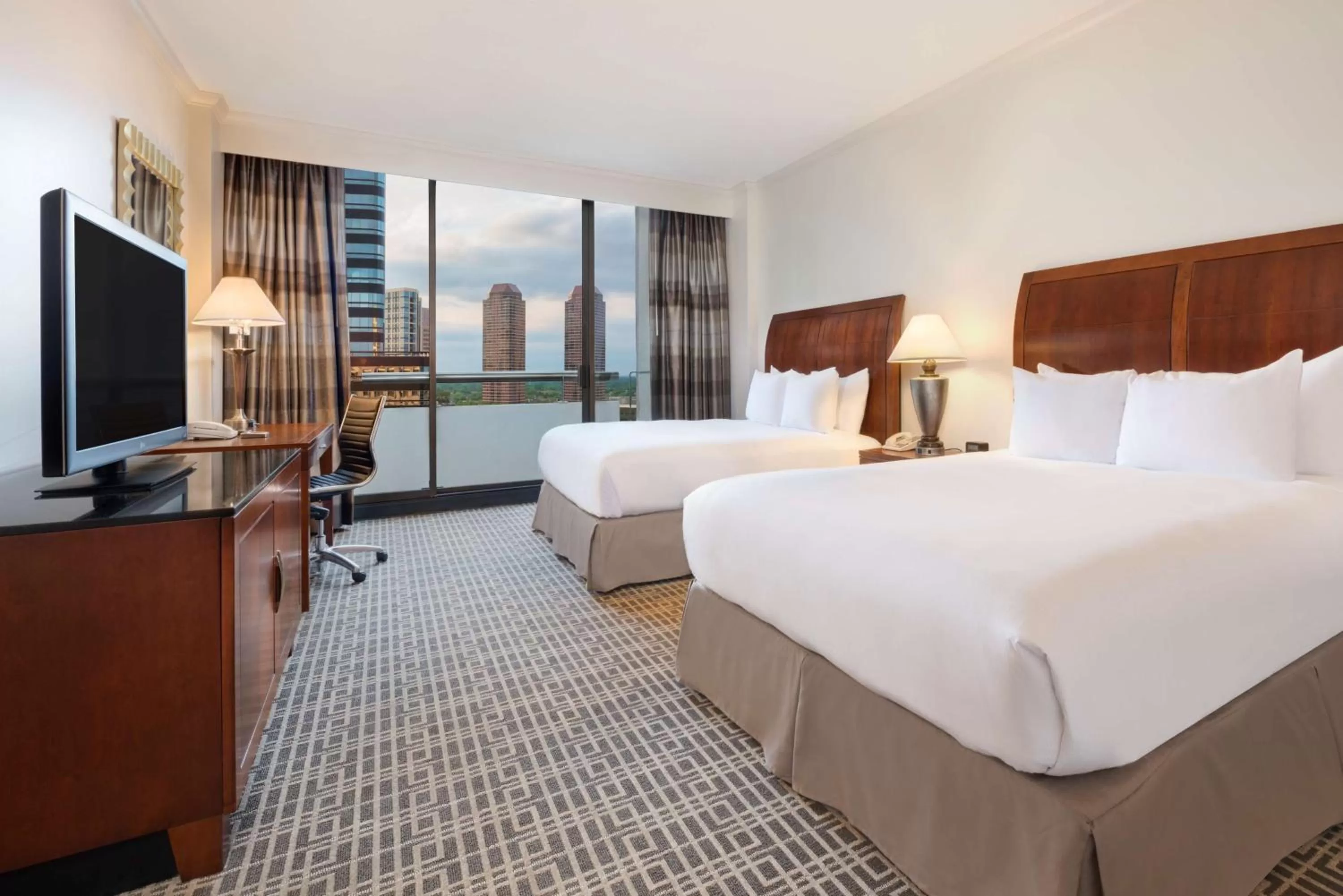 Bed in Hilton Houston Post Oak by the Galleria