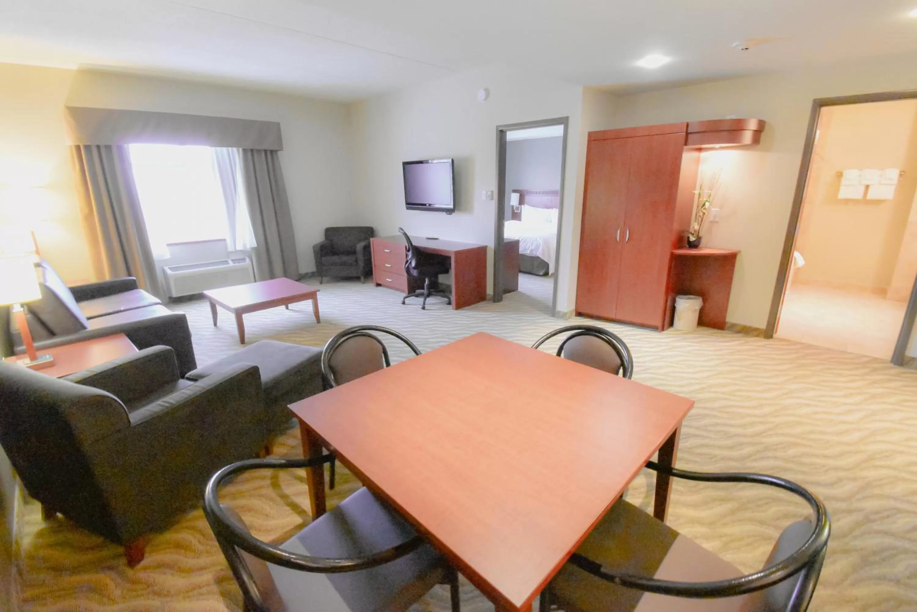 Living room in Canad Inns Destination Centre Garden City