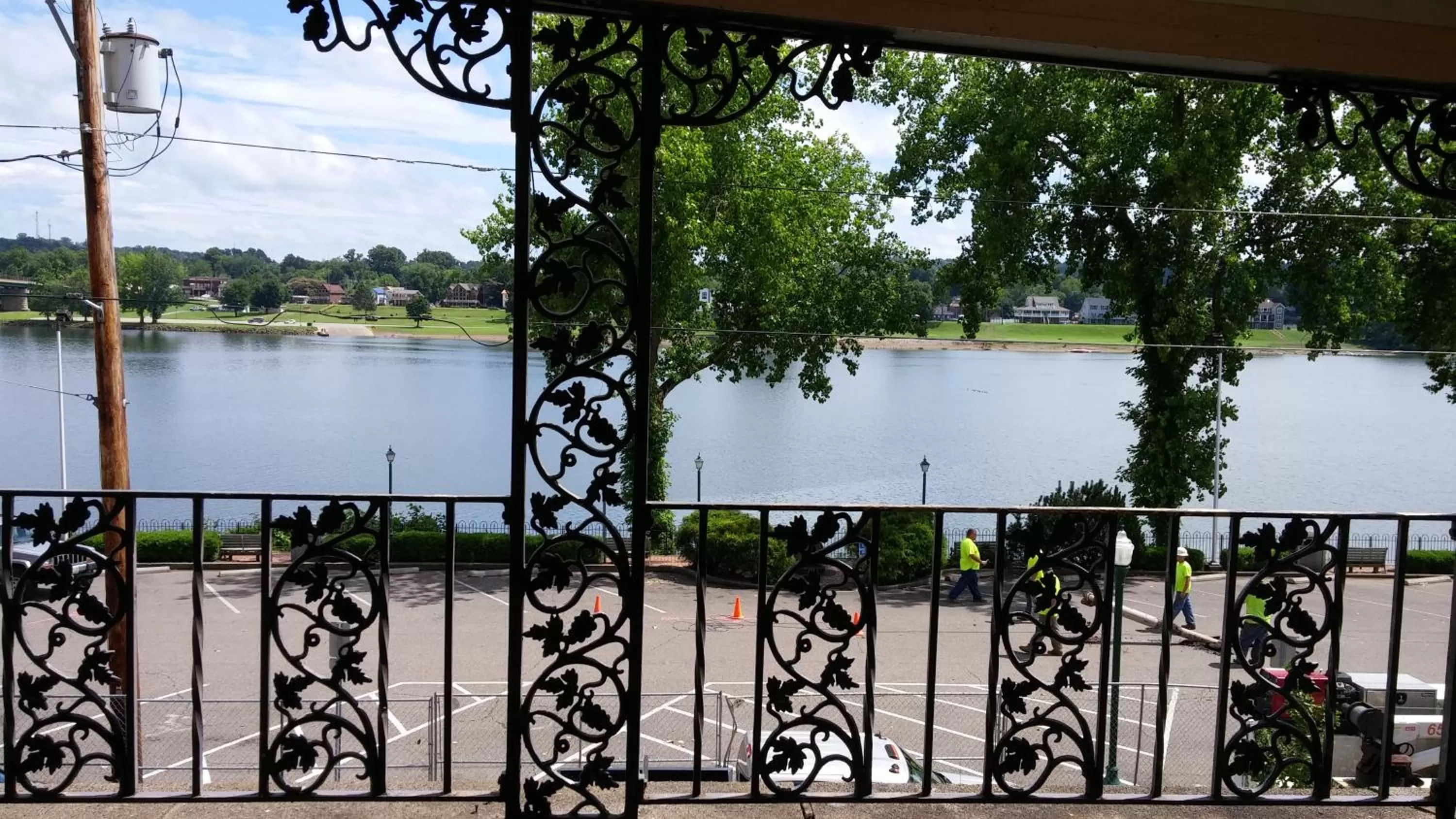 River view in Lafayette Hotel Marietta