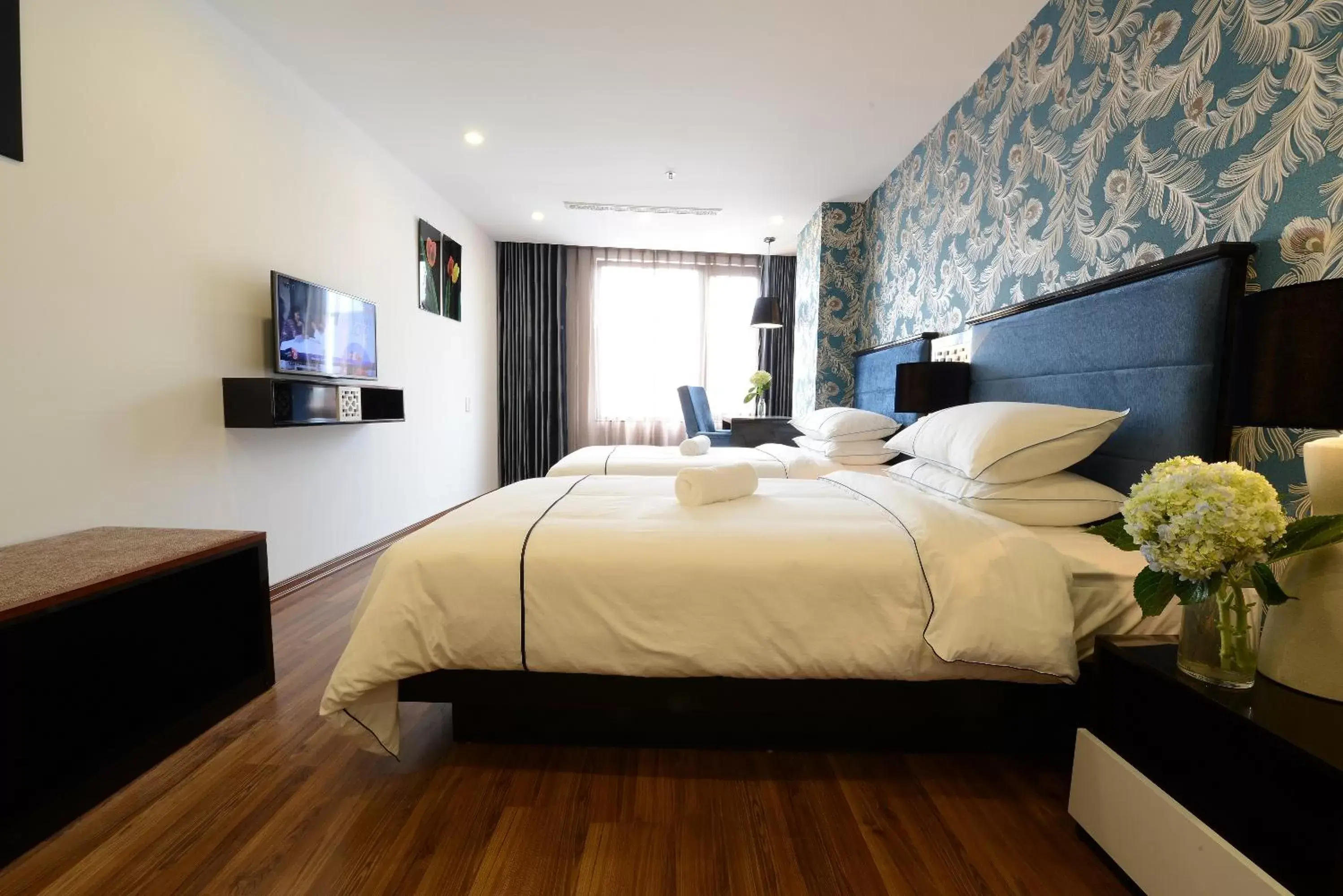 Twin Room with View in Hanoi Emerald Waters Hotel & Spa Twin Room with View in Hanoi Emerald Waters Hotel & Spa