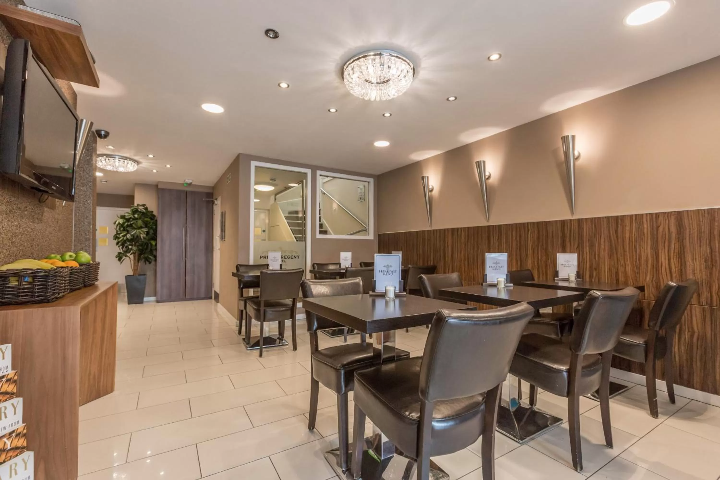 Lobby or reception in Prince Regent Hotel Excel London