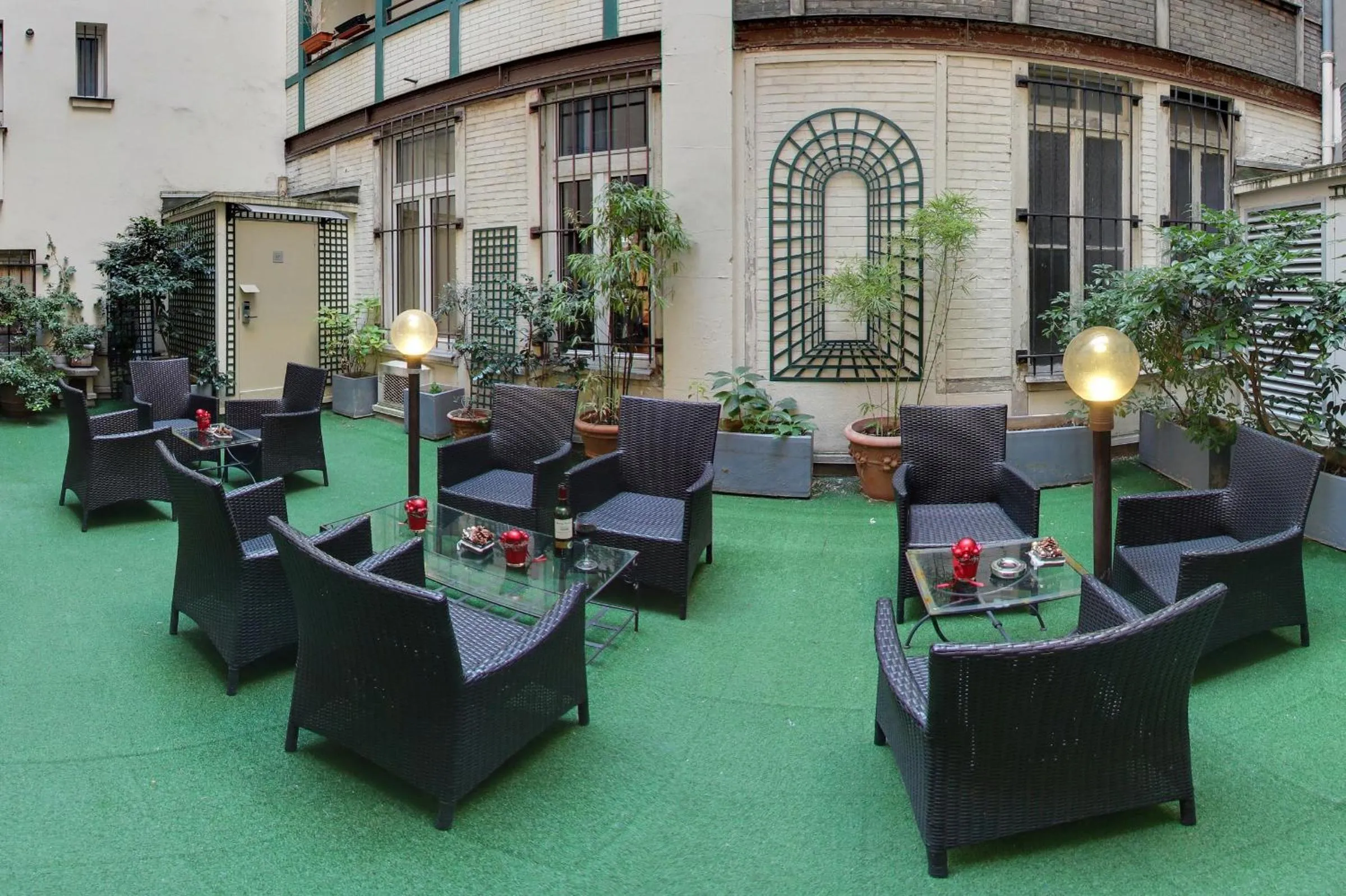 Balcony/Terrace in Villa Margaux Opéra Montmartre