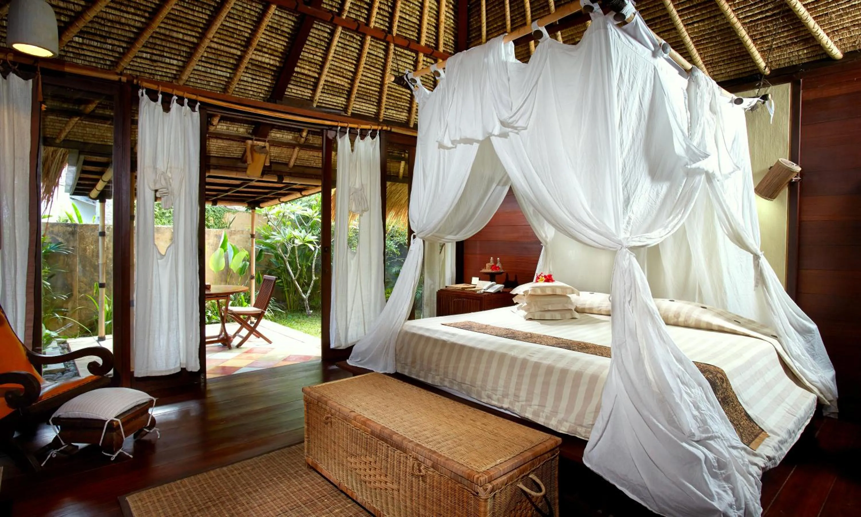 Bed in Visakha Sanur by Puri Signatures