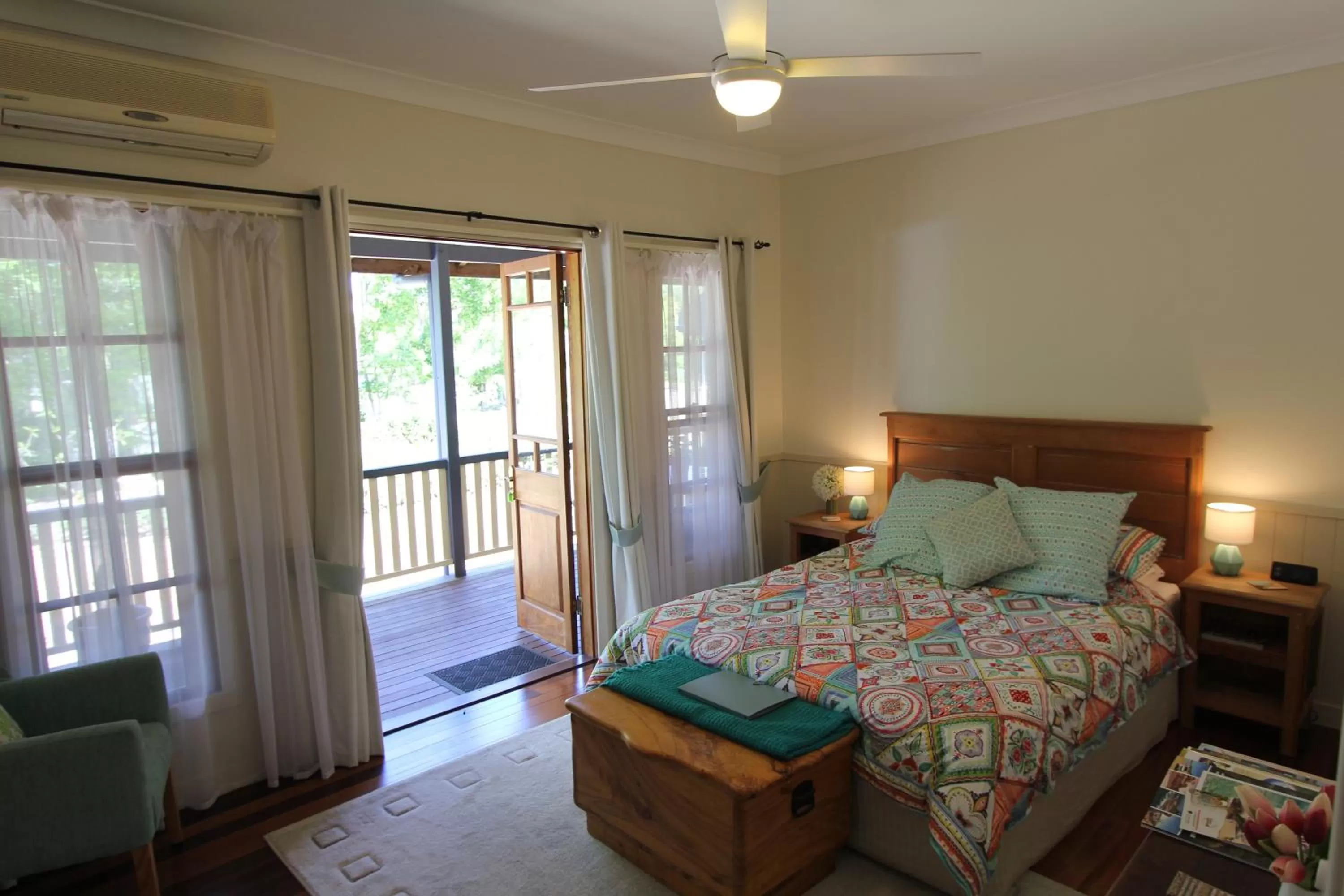 Photo of the whole room, Bed in Gridley Homestead B&B