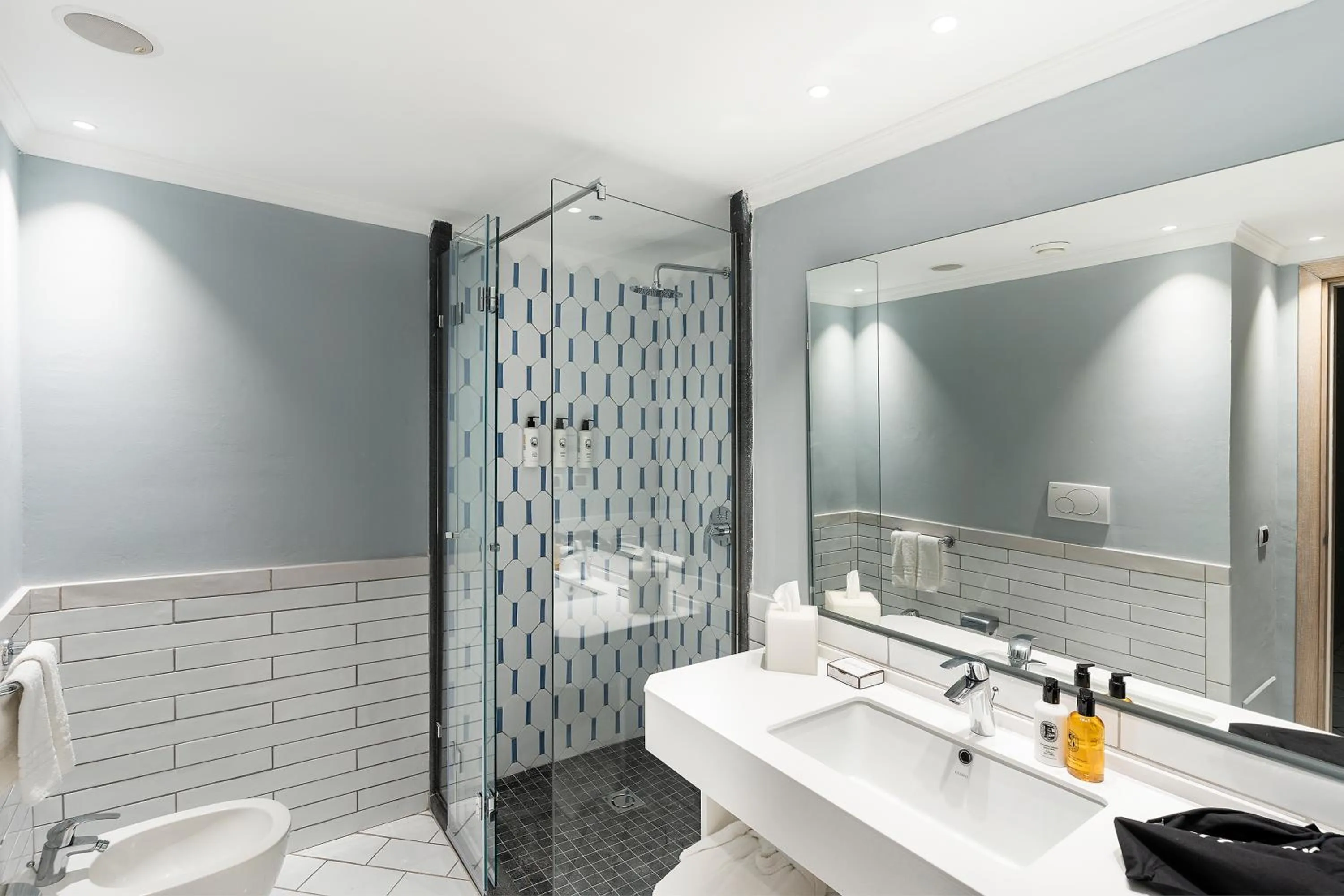 Bathroom in Therasia Resort Sea and SPA - The Leading Hotels of the World