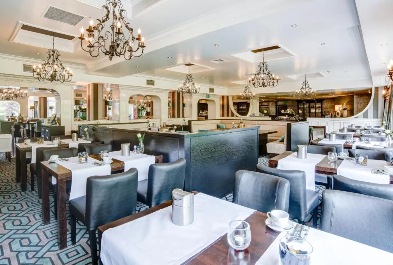 Restaurant/places to eat in Hotel Moers van der Valk