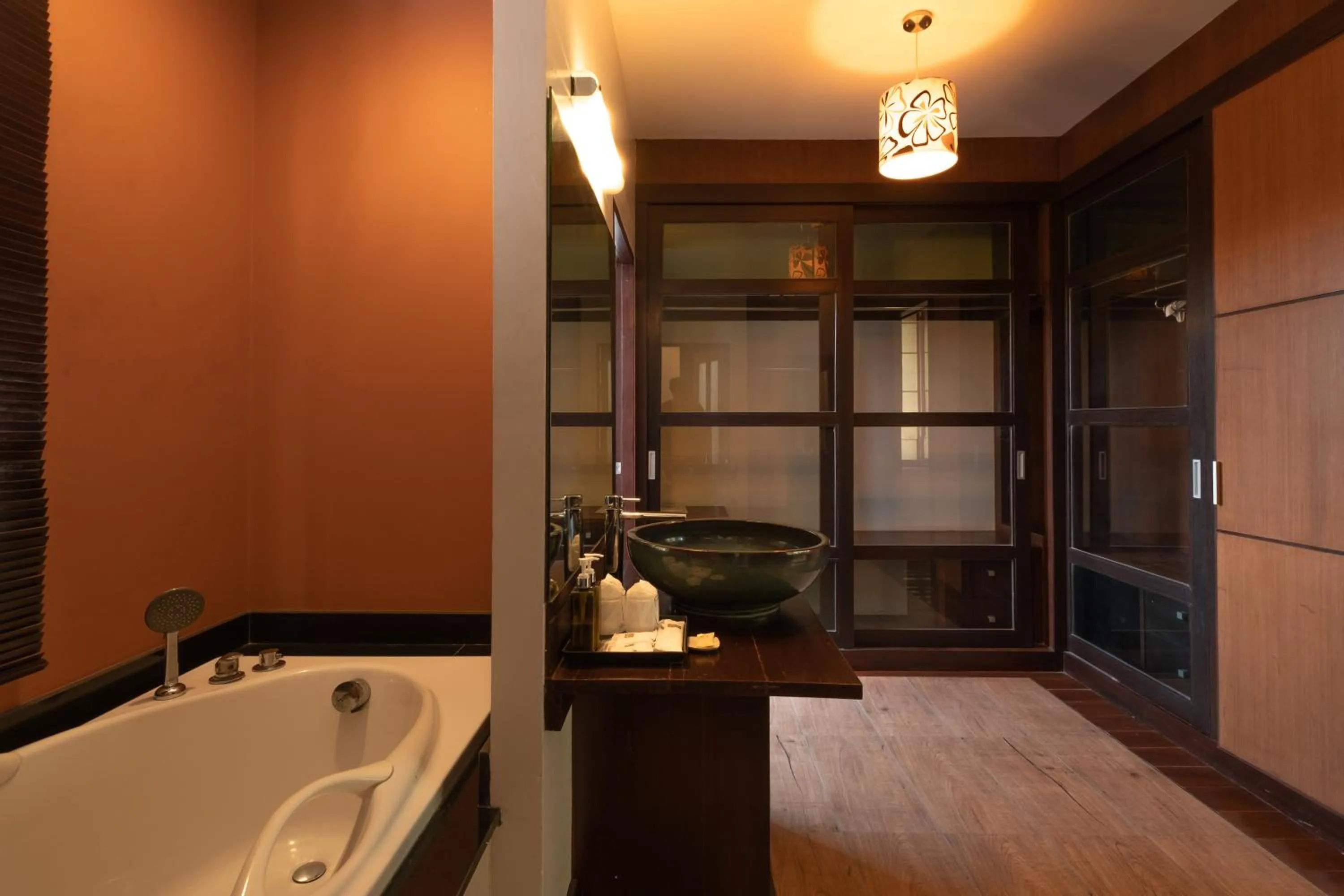 Bath in Kireethara Boutique Resort