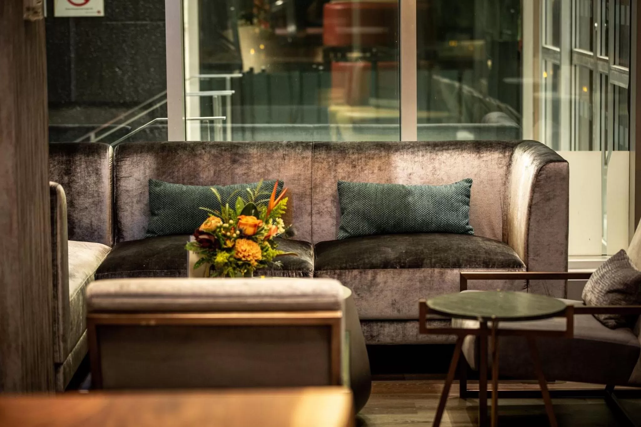 Restaurant/places to eat in Holiday Inn Toronto Downtown Centre by IHG