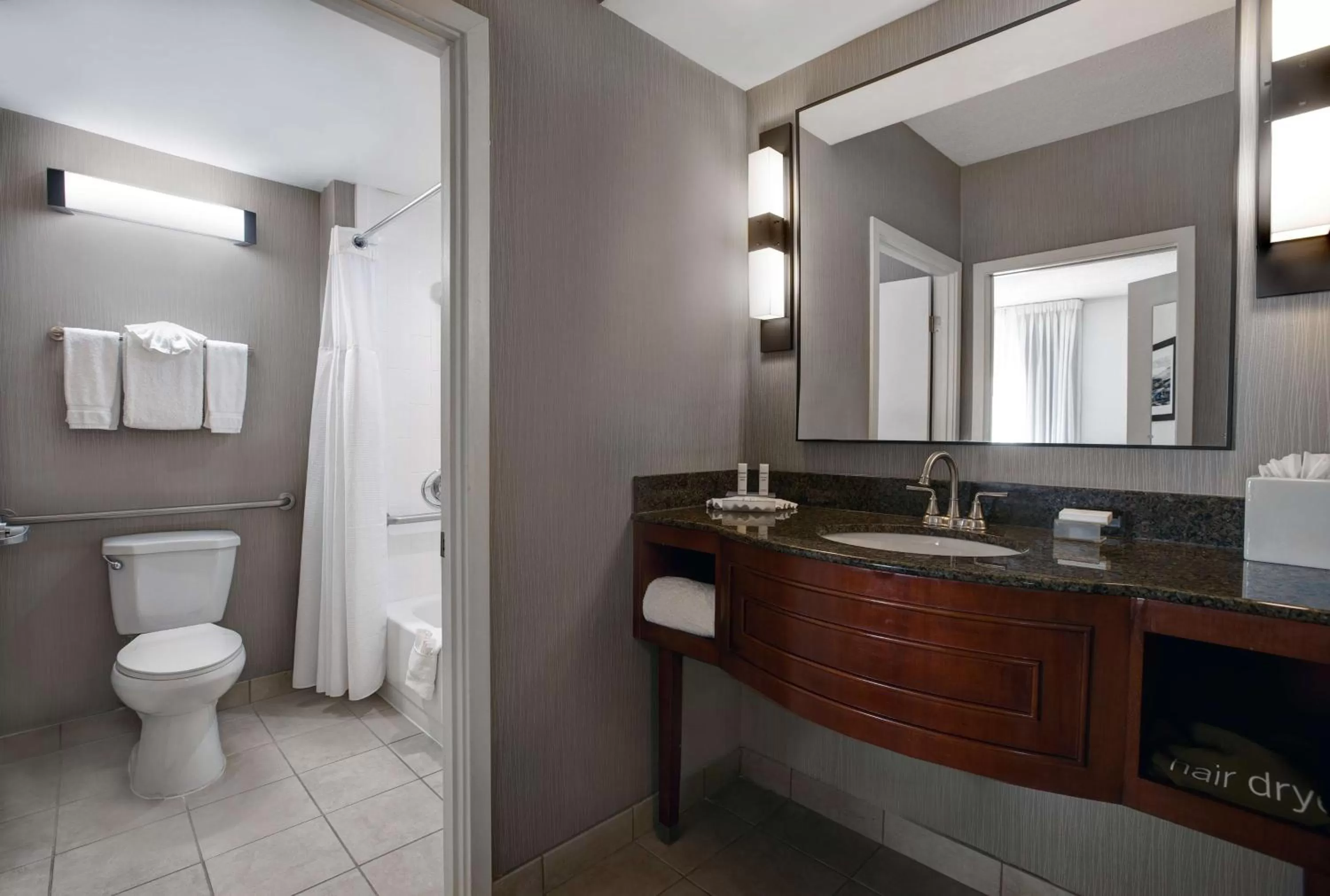 Bathroom in Homewood Suites by Hilton Chicago-Lincolnshire