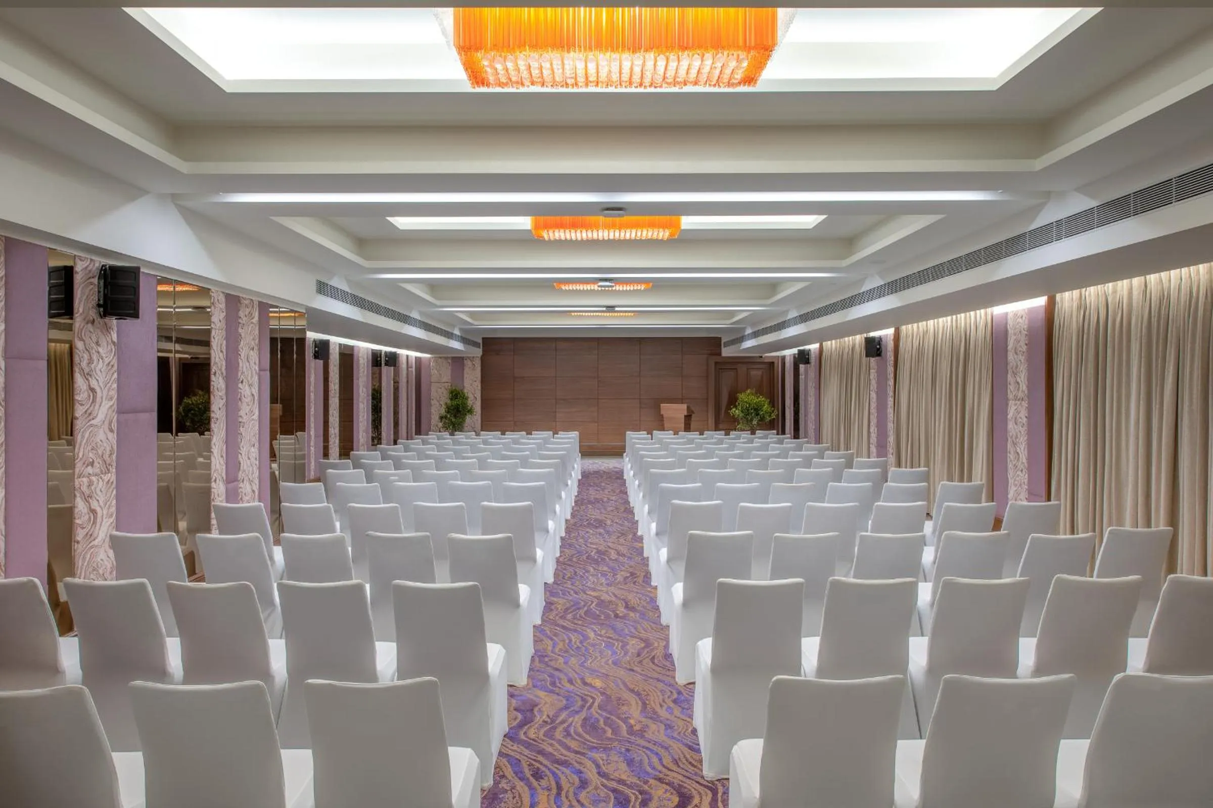 Banquet/Function facilities in Vivanta Mangalore Oldport Road - Formerly Known as Taj Manjarun