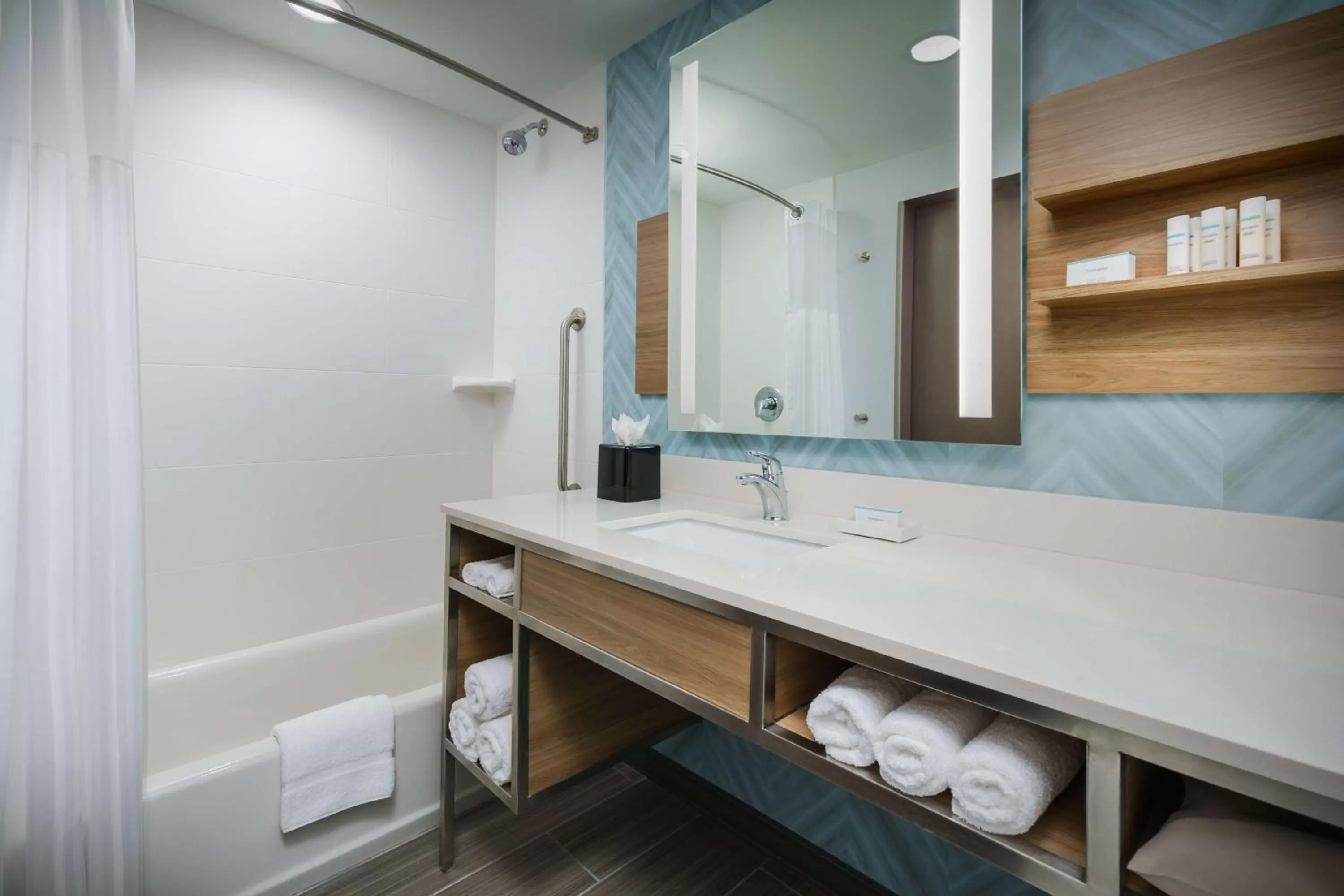 Bathroom in Hilton Garden Inn Apopka City Center, Fl