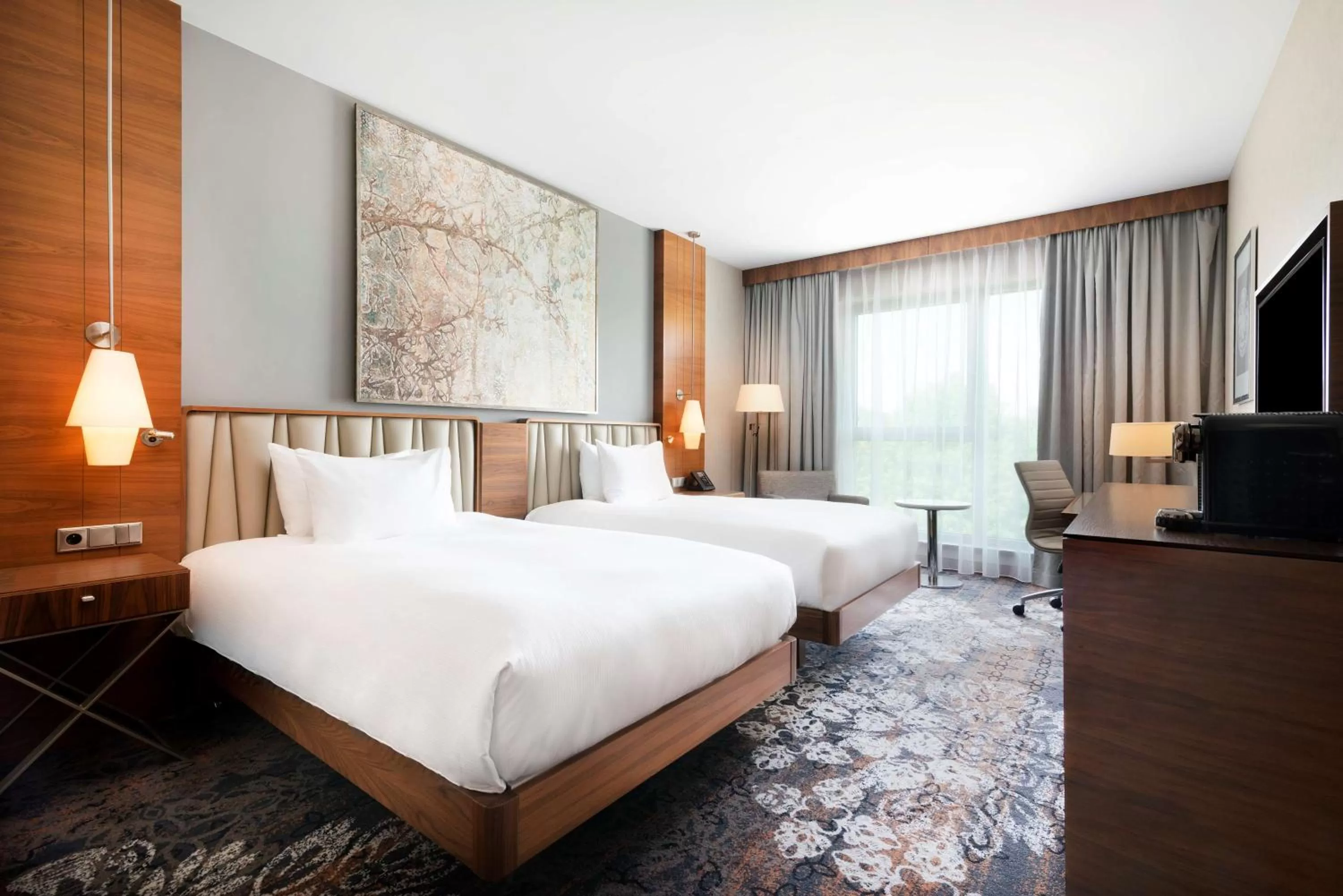 Bed in DoubleTree by Hilton Krakow Hotel & Convention Center