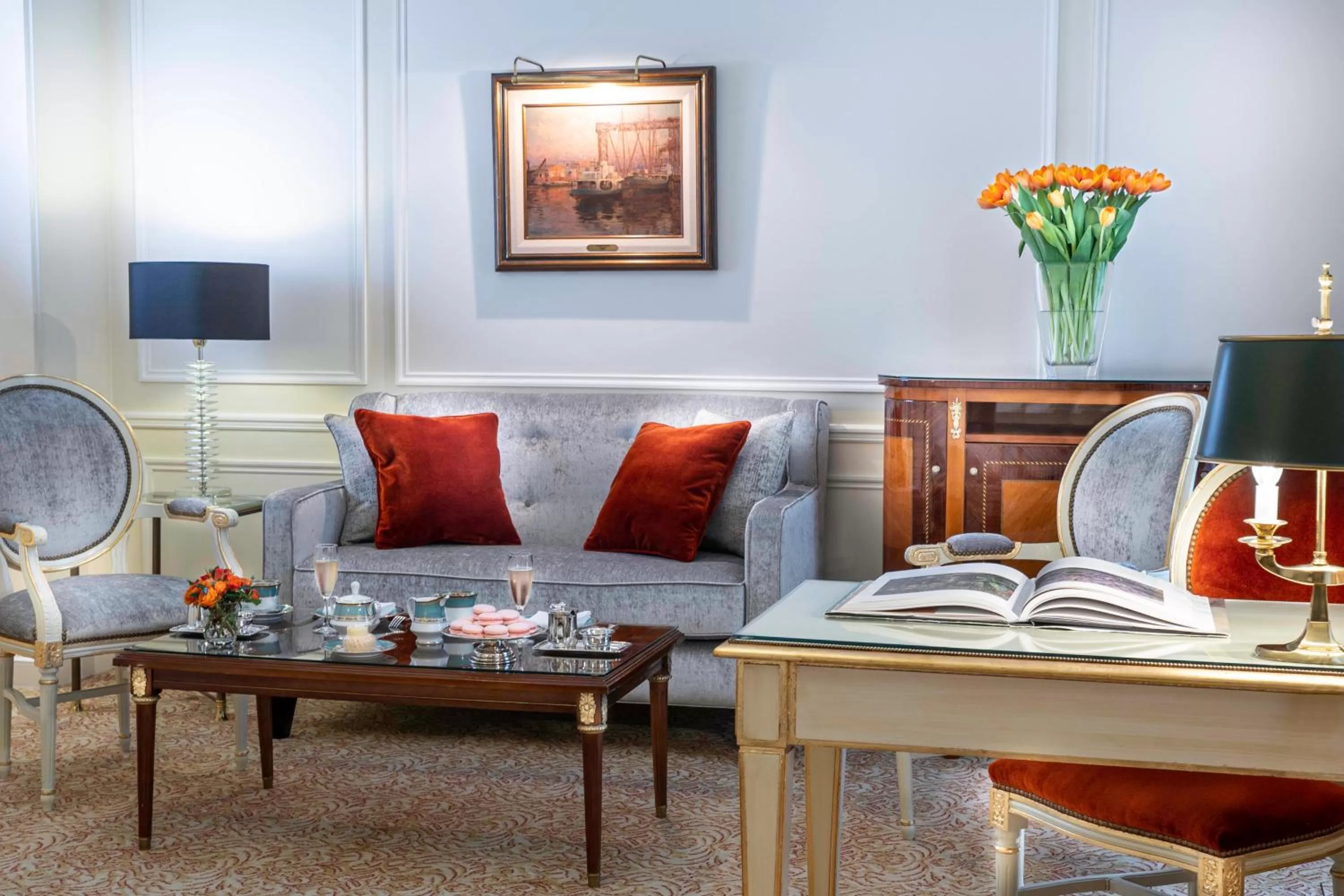 Seating area in Alvear Palace Hotel - Leading Hotels of the World