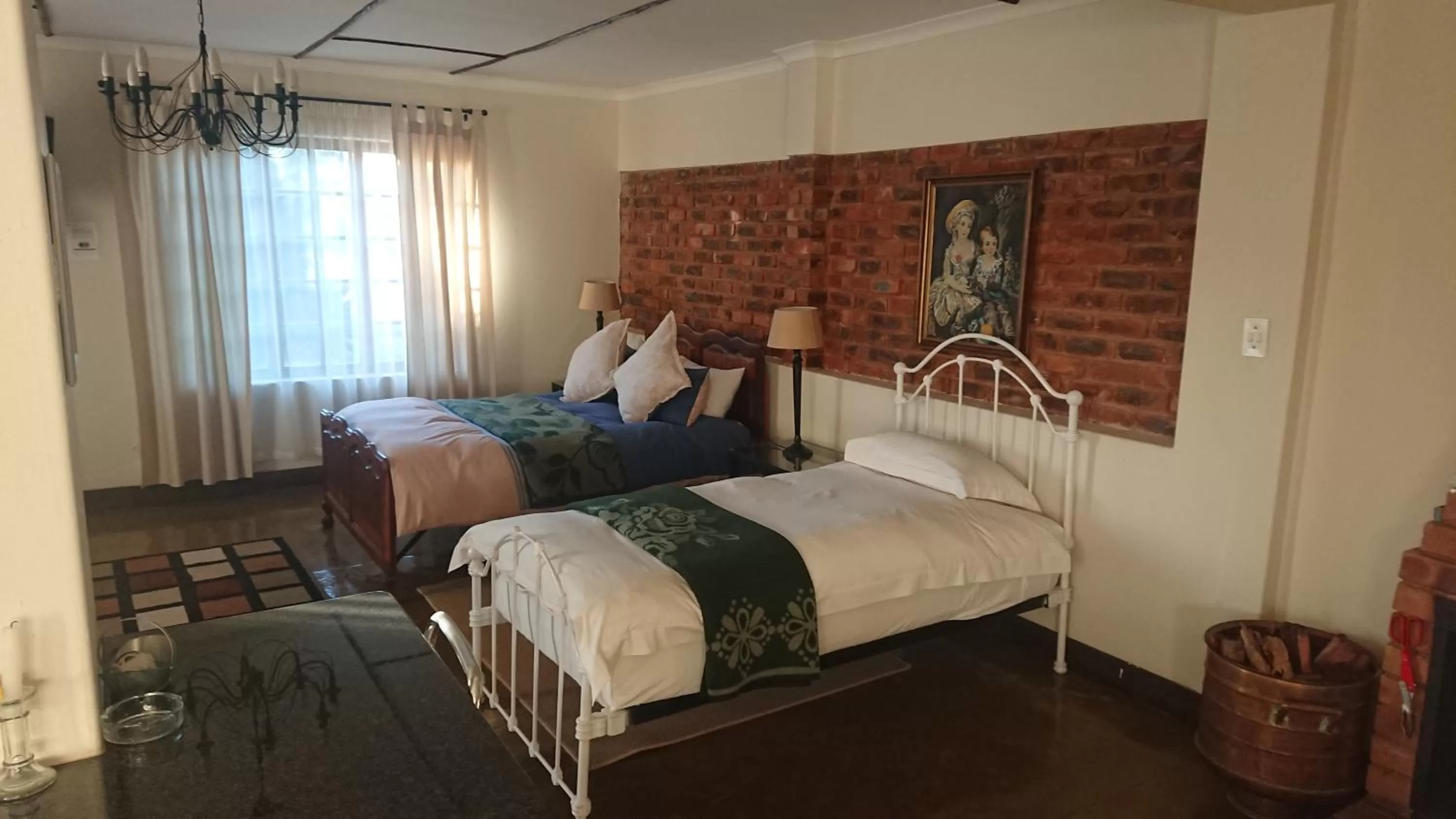 Bed in The Highveld Cape Inn