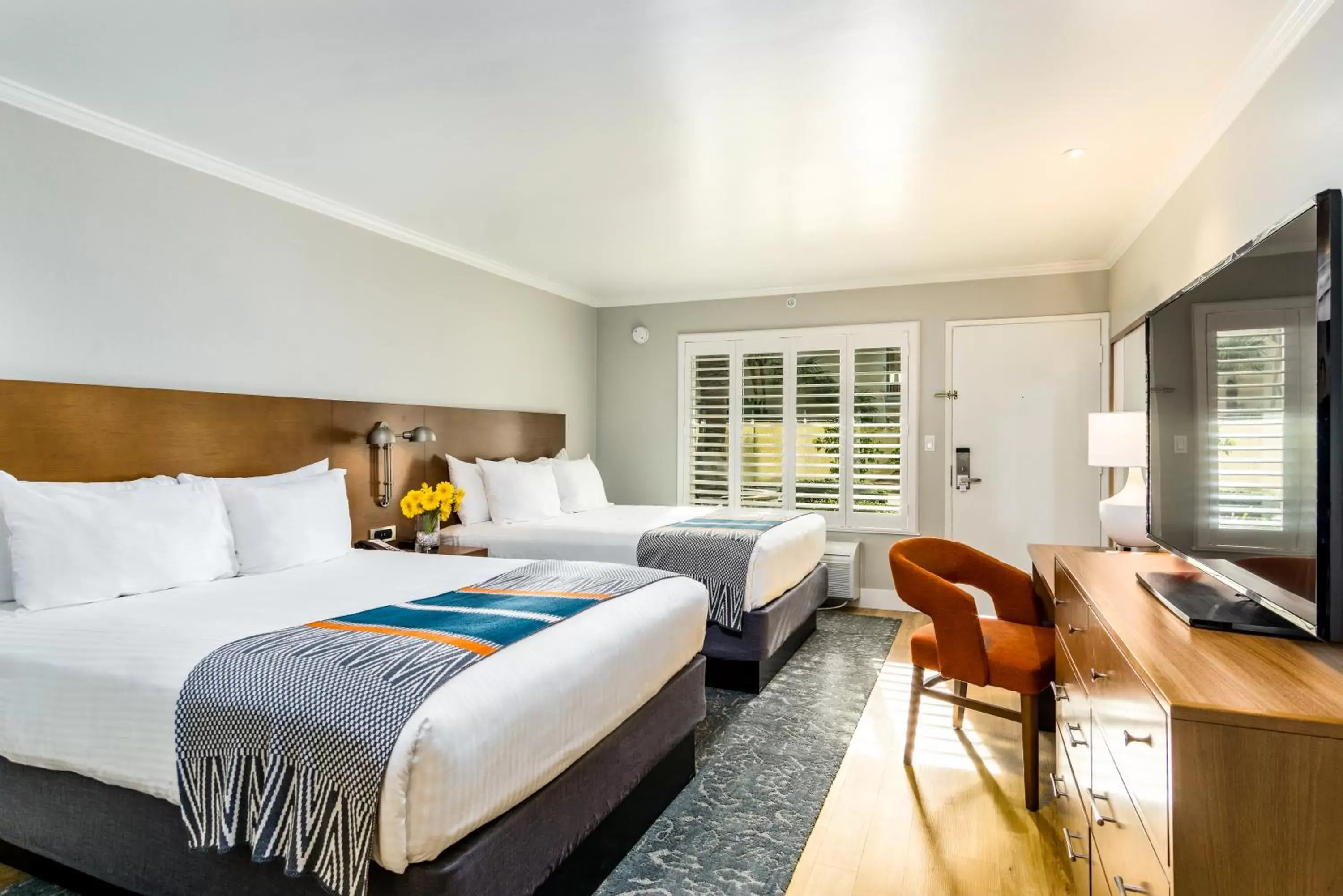 Marco Polo 2 Queen - single occupancy in Town and Country San Diego Marco Polo 2 Queen - single occupancy in Town and Country San Diego