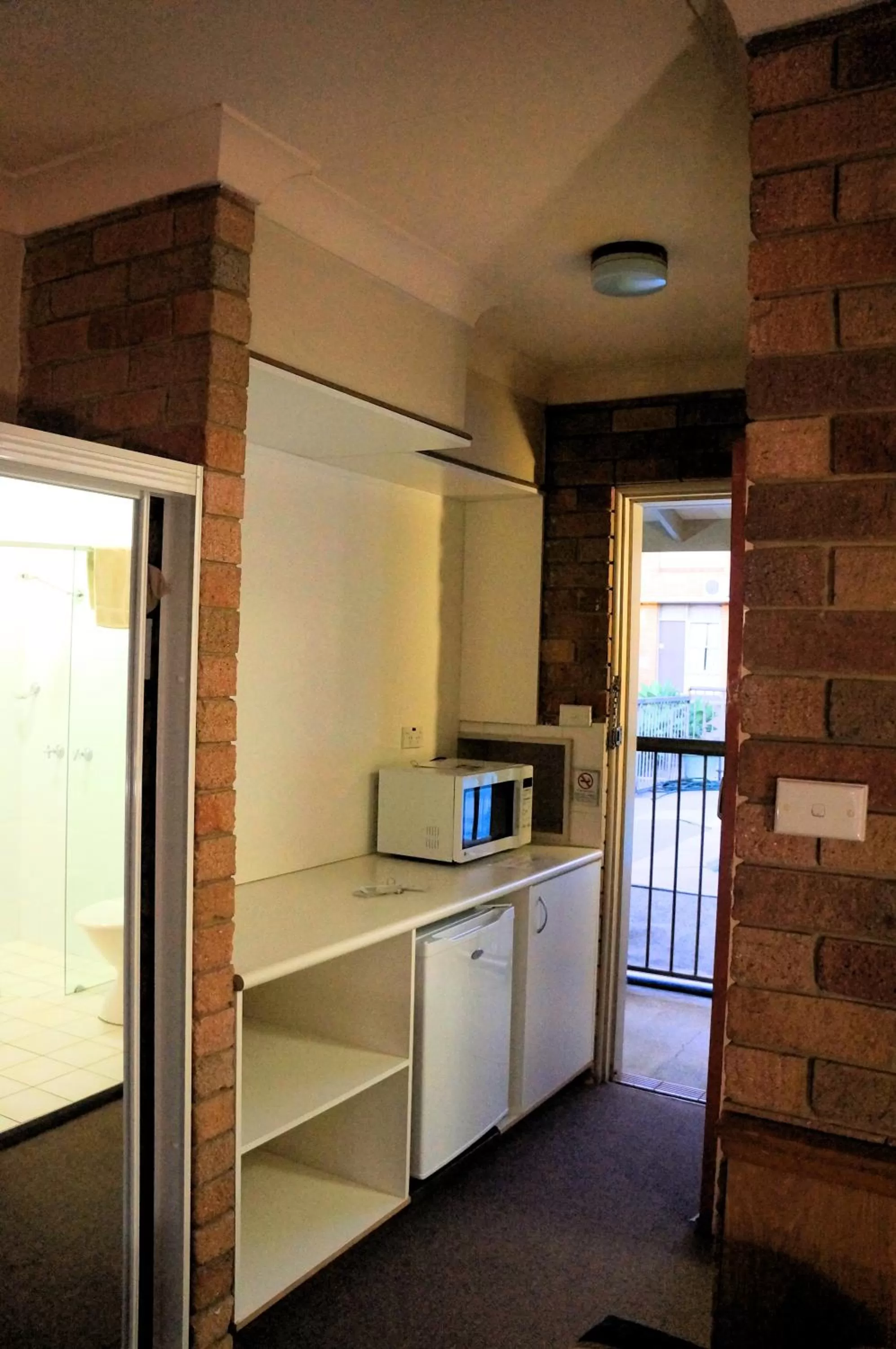 Kitchen or kitchenette in Panorama Motor Inn