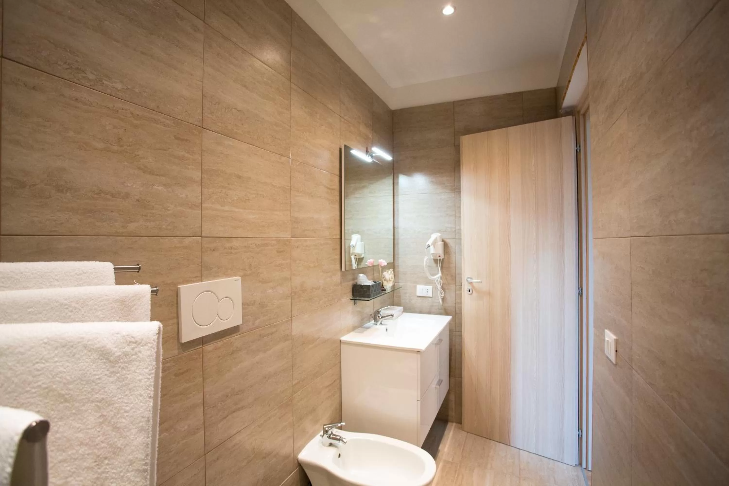 Shower in BQ House Castello Luxury Rooms