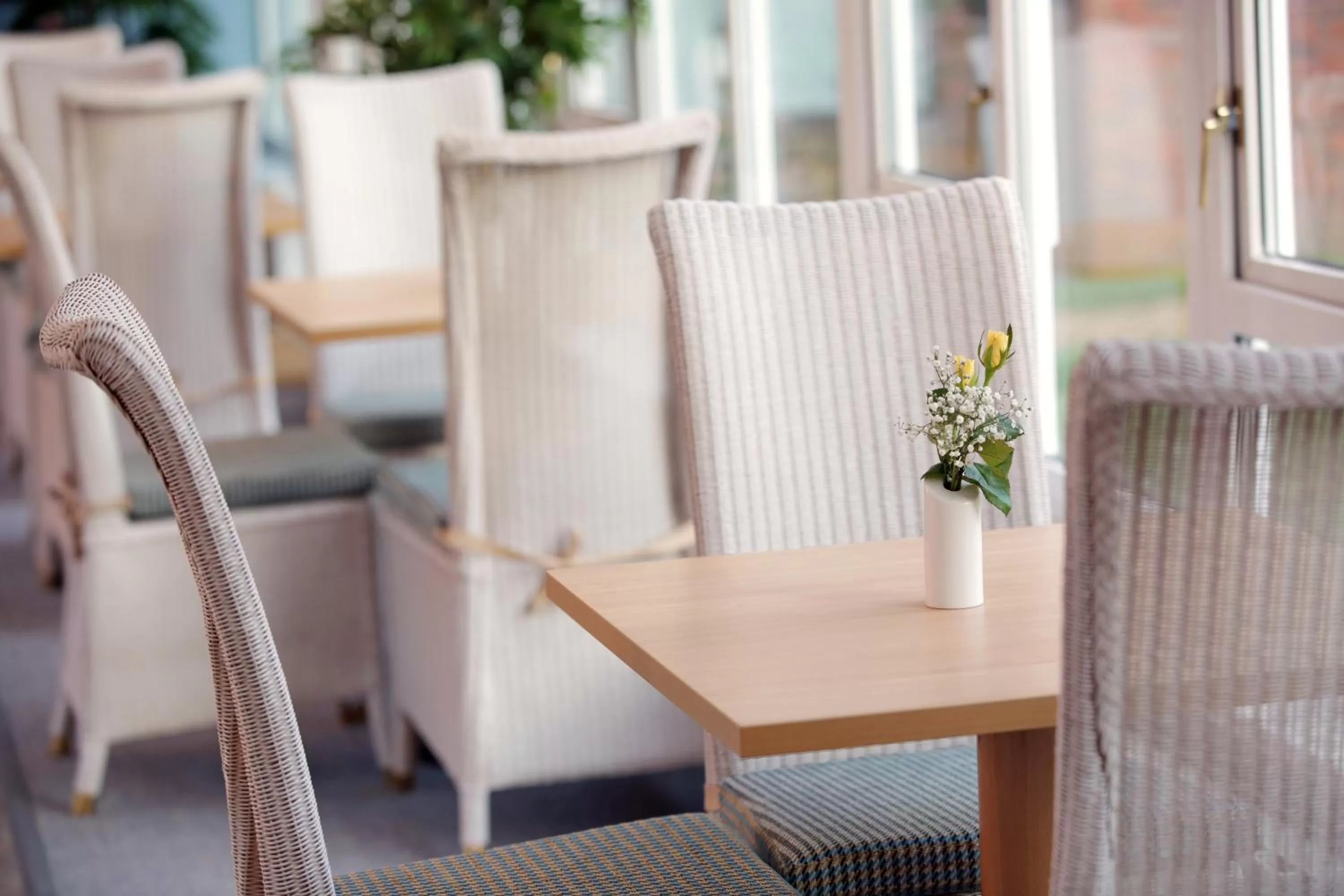 Lounge or bar in Hogs Back Hotel & Spa Nr Farnham