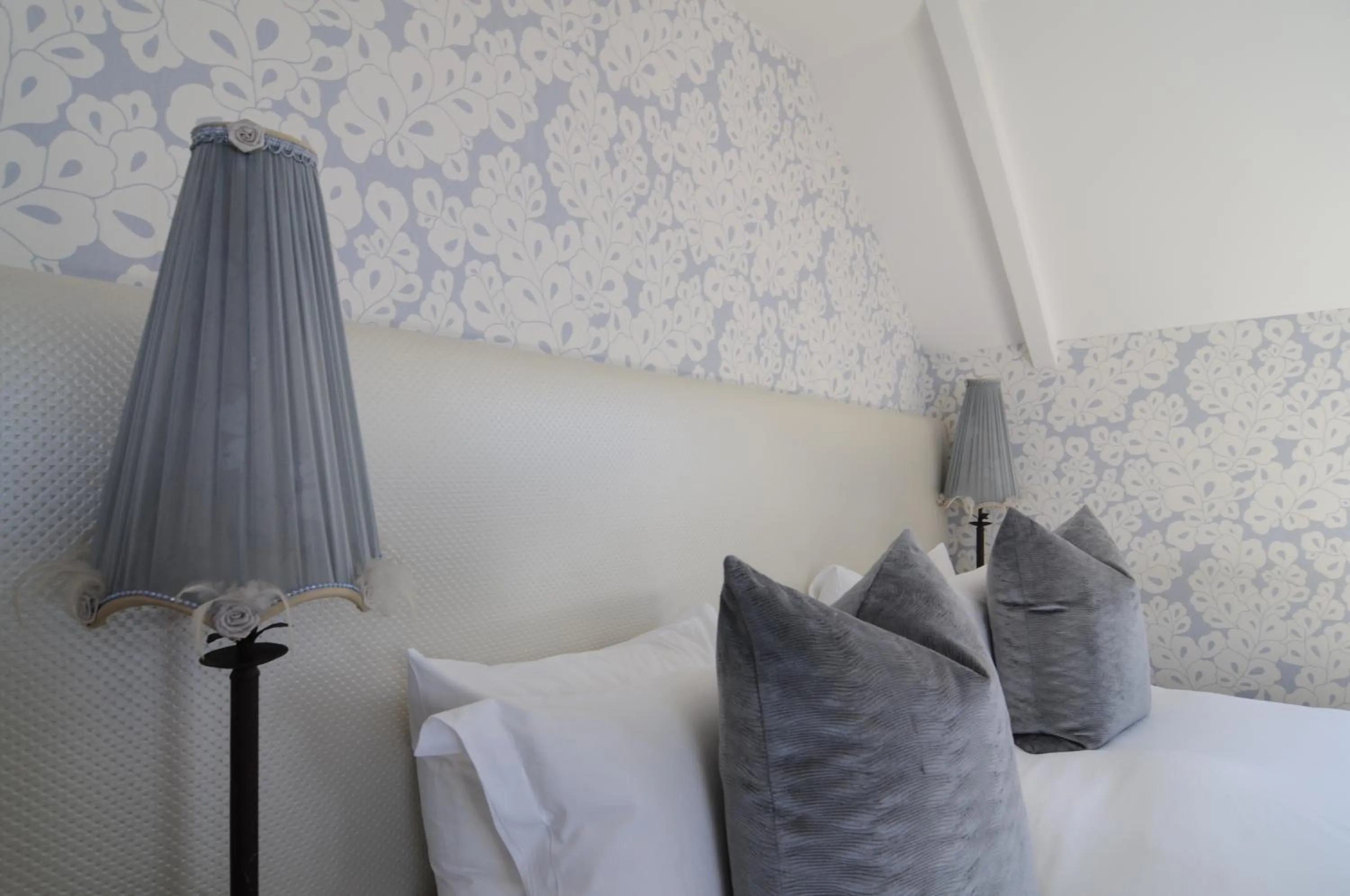 Bed in Abbey Manor Luxury Guesthouse