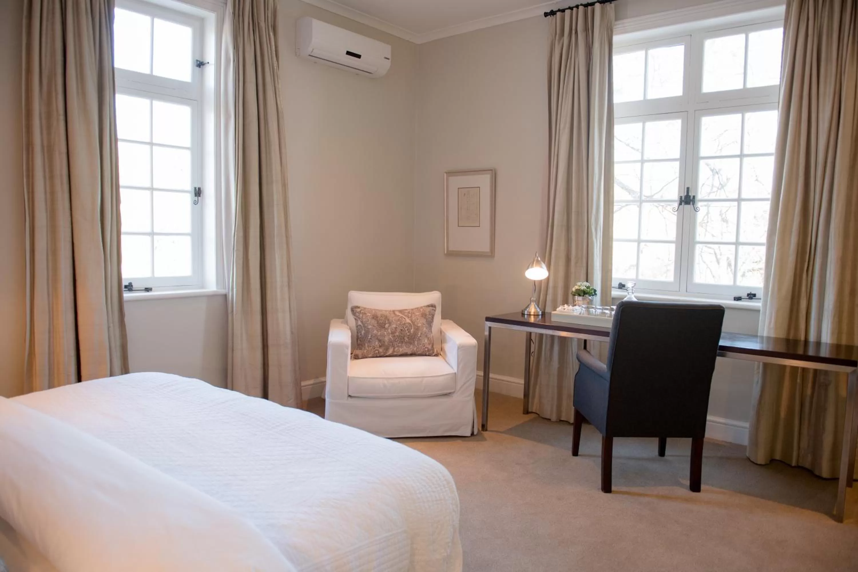 TV and multimedia, Bed in River Manor Boutique Hotel by The Living Journey Collection