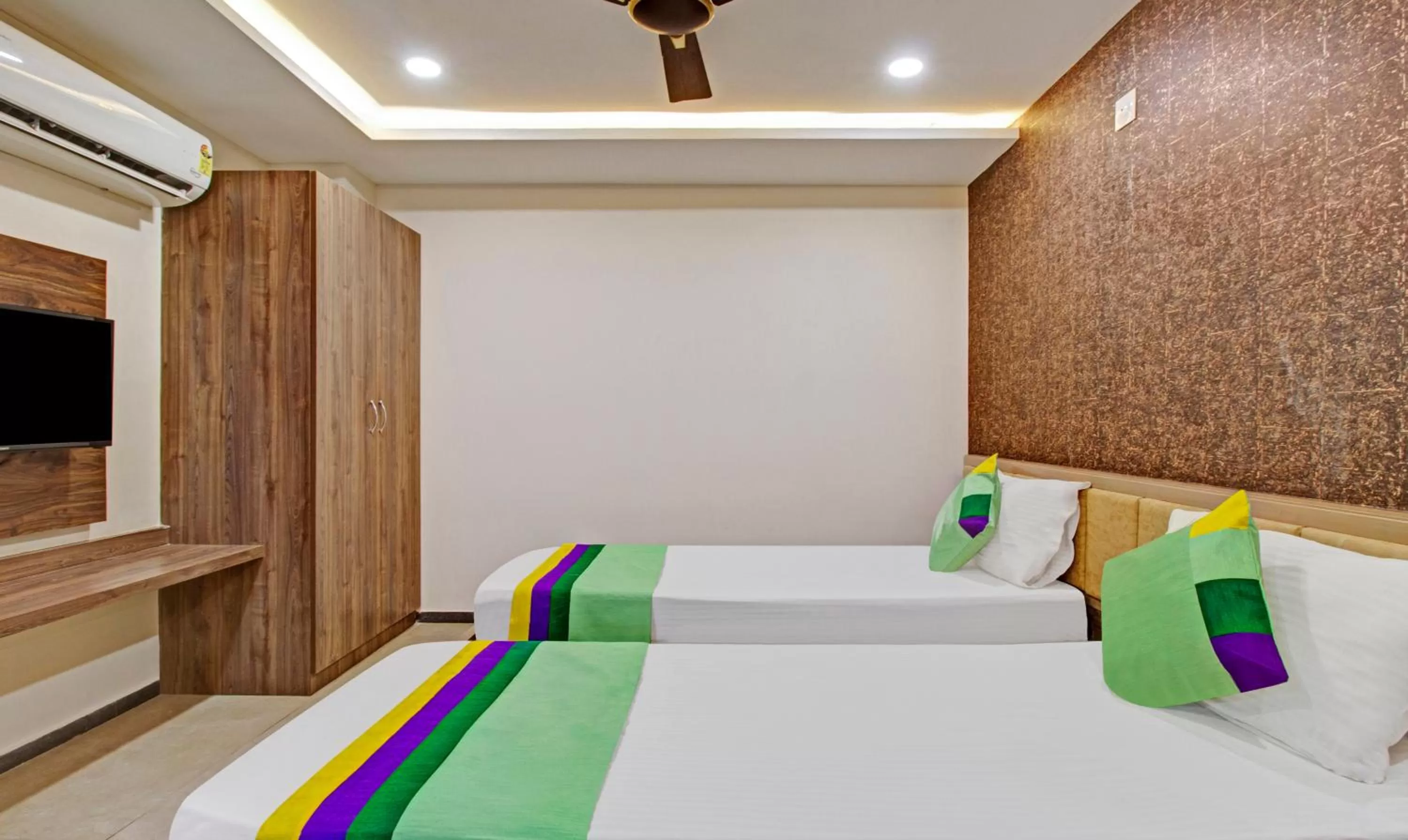 Bed in Treebo Usha Vasavi Alipiri Road, 2 Km From Tirupati Central Bus Station
