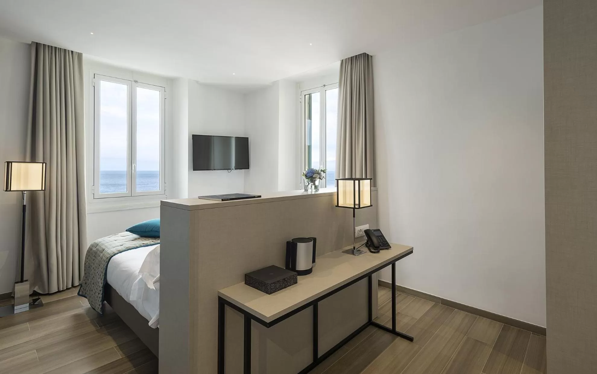 Bed in Sublimis Boutique Hotel Adults-Only