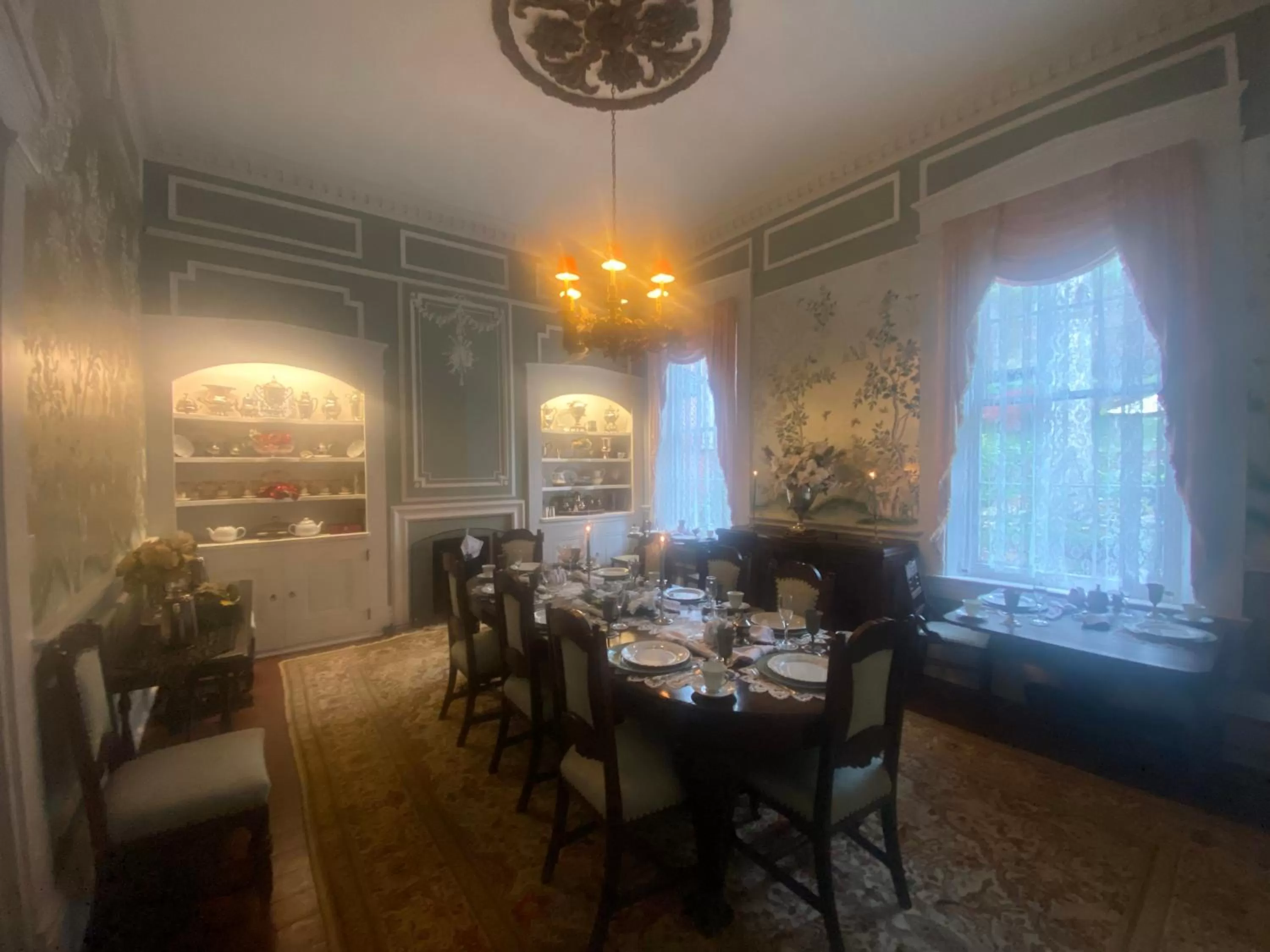 Corners Mansion Inn - A Bed and Breakfast