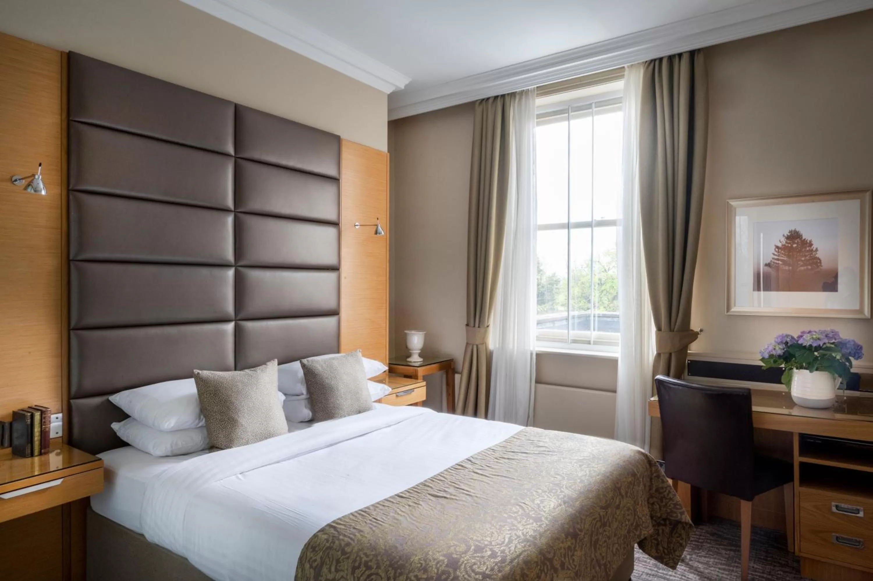 Classic Family Room in Woodlands Park Hotel