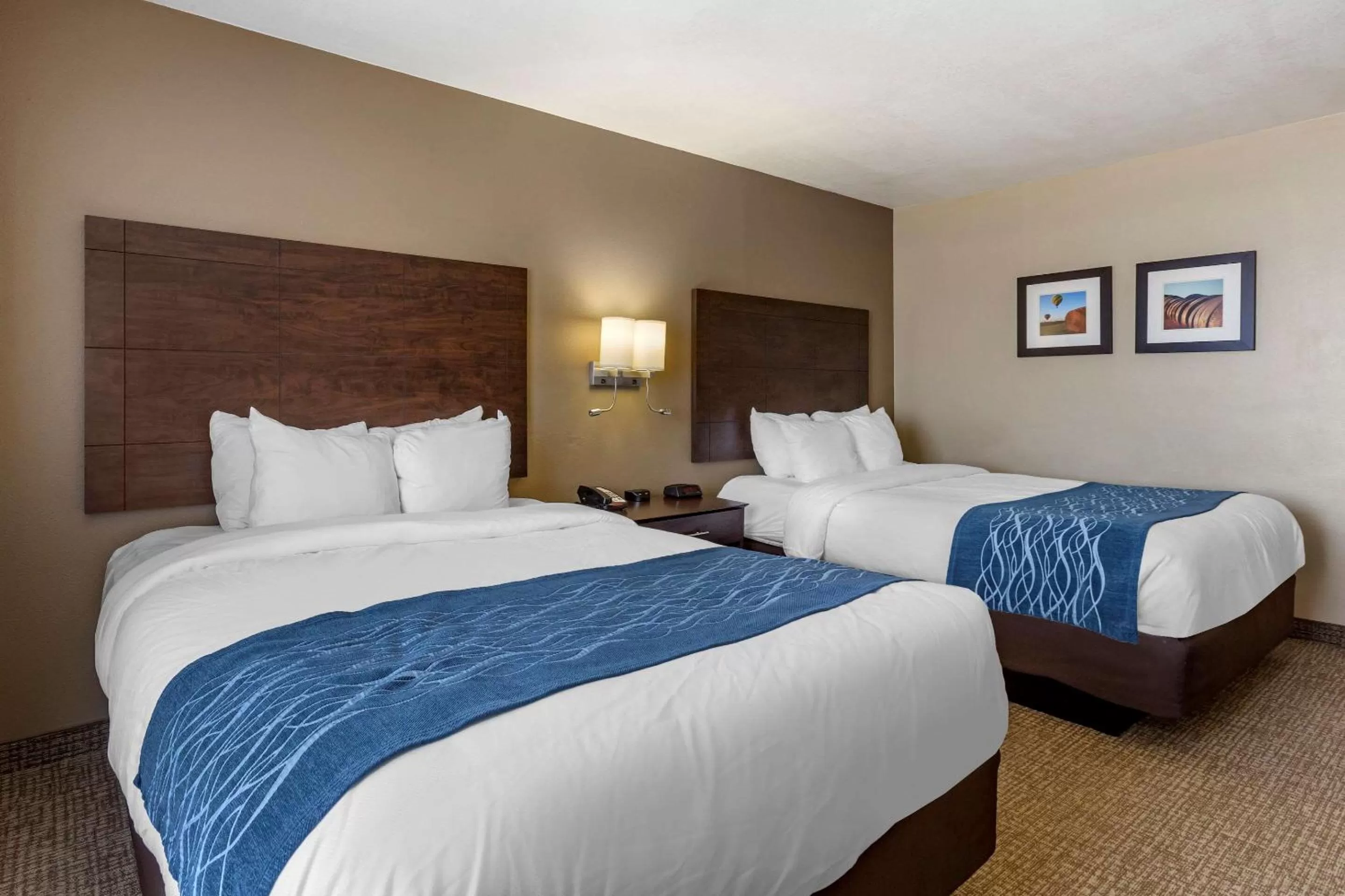 Bedroom, Bed in Comfort Inn & Suites Waterloo - Cedar Falls