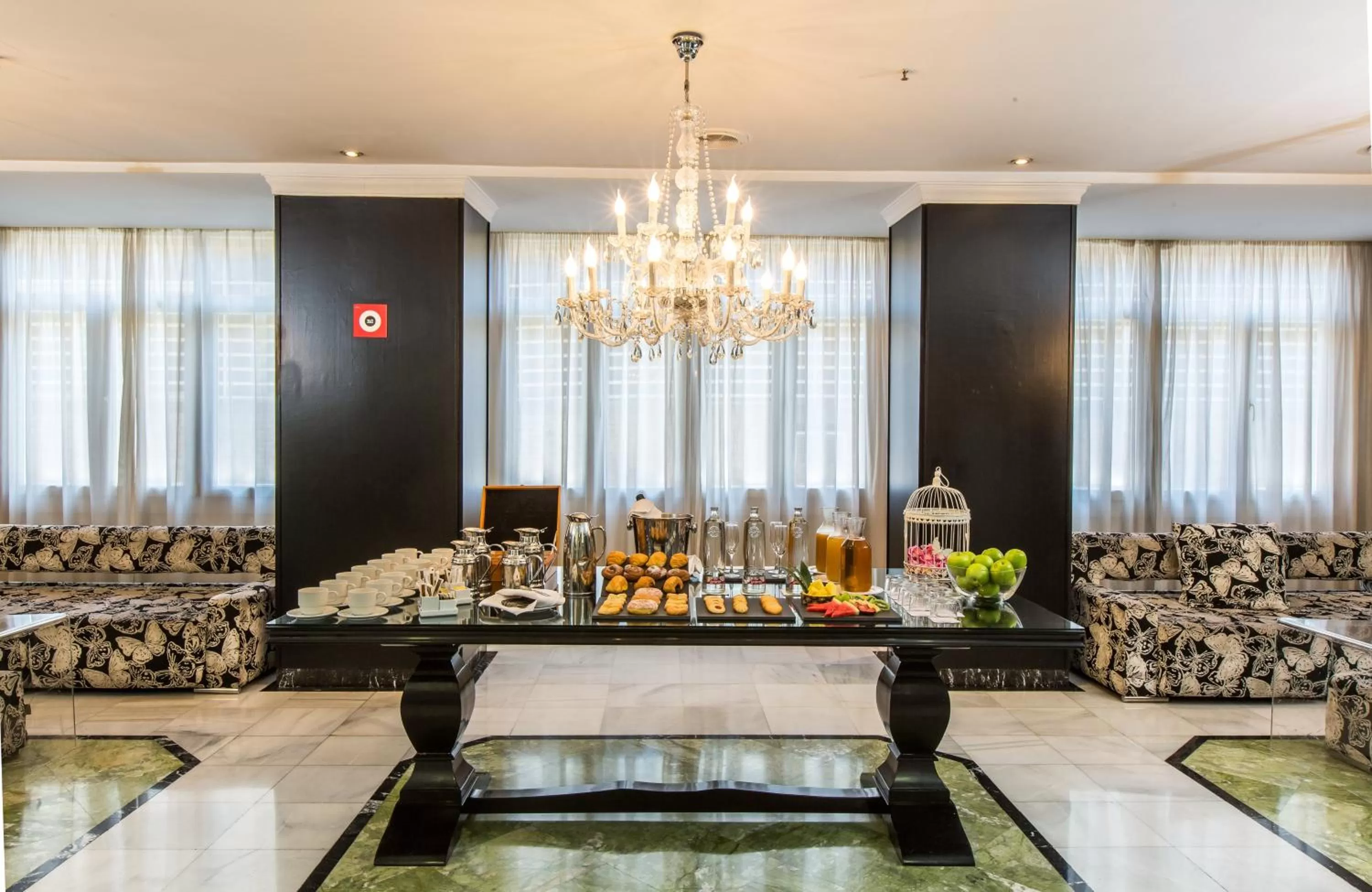 Meeting/conference room in Leonardo Hotel Granada