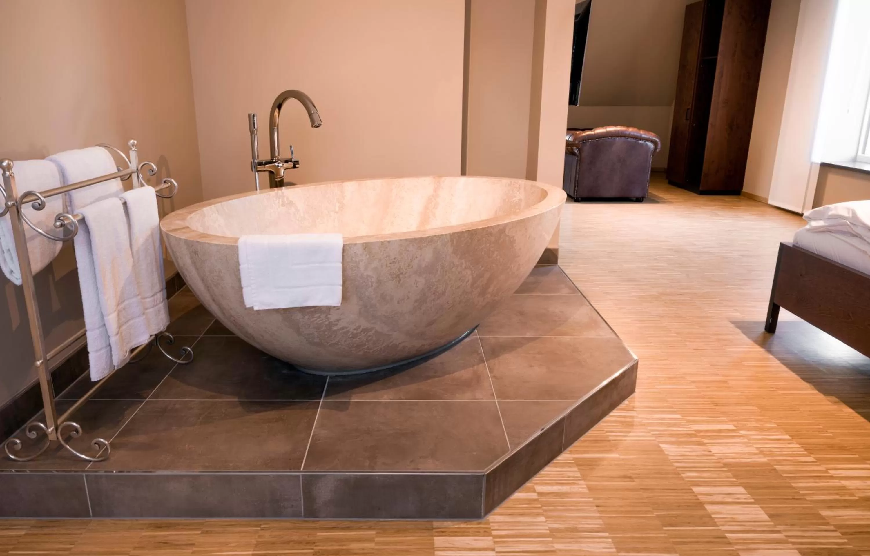 Bath in Cavallestro Deluxe