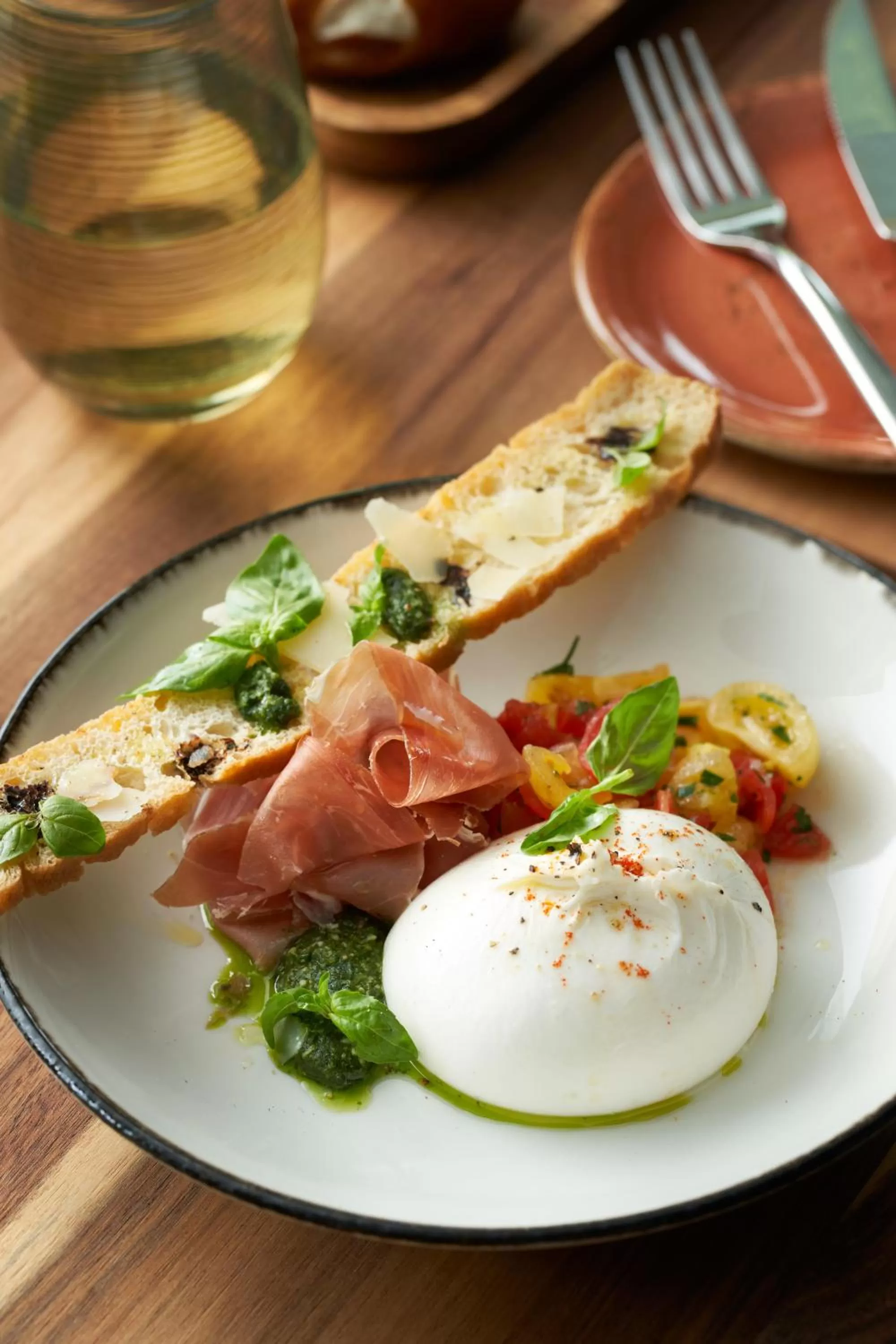 Restaurant/places to eat in The Silveri Hotel Hong Kong - MGallery Collection