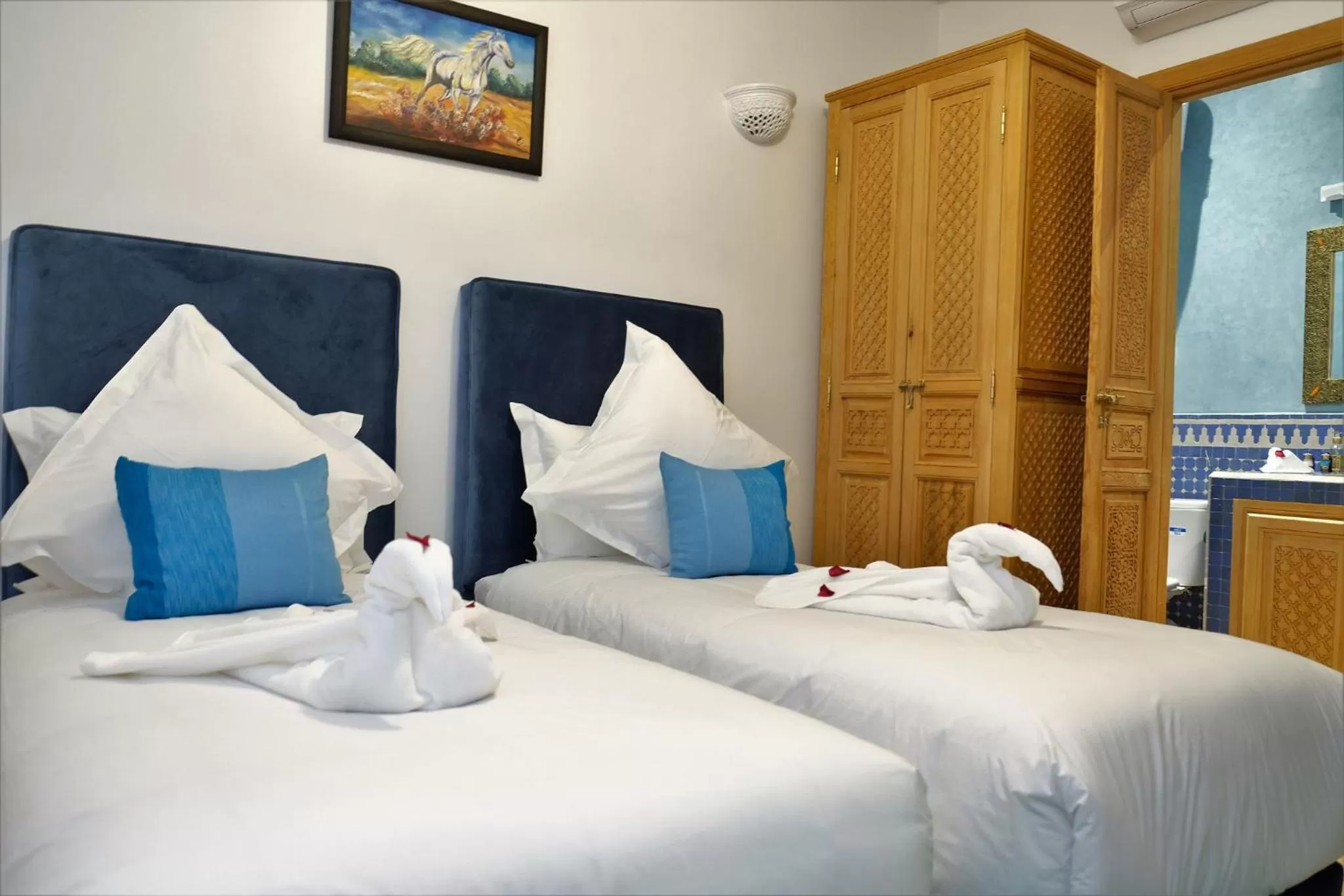 Photo of the whole room, Bed in Riad ZANOUBA