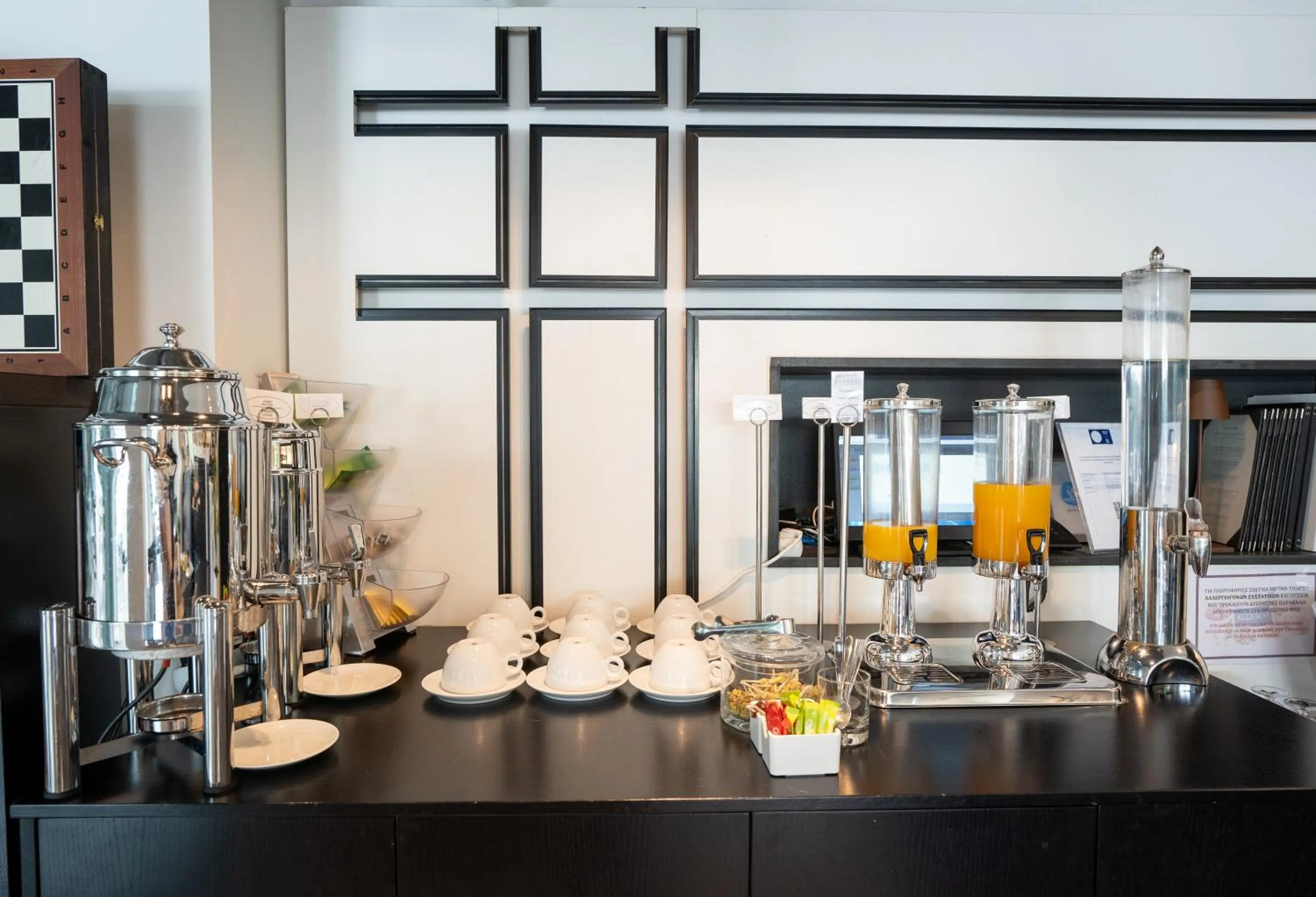 Restaurant/places to eat in Garden City Resort